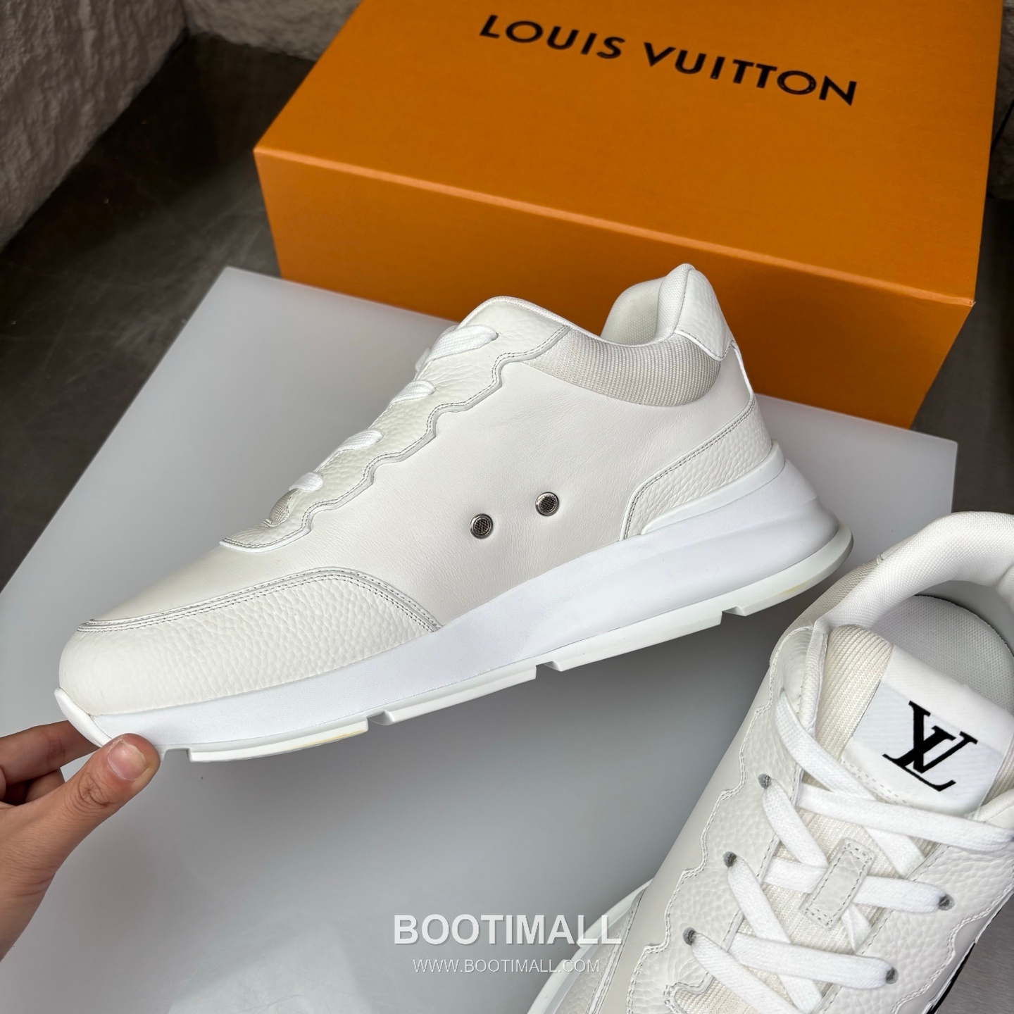 Louis Vuitton Classic LV Letter Platform Smooth Cowhide Black Sneakers 루이비통 클래식 LV 레터링 플랫폼 스무스 소가죽 블랙 스니커즈 5