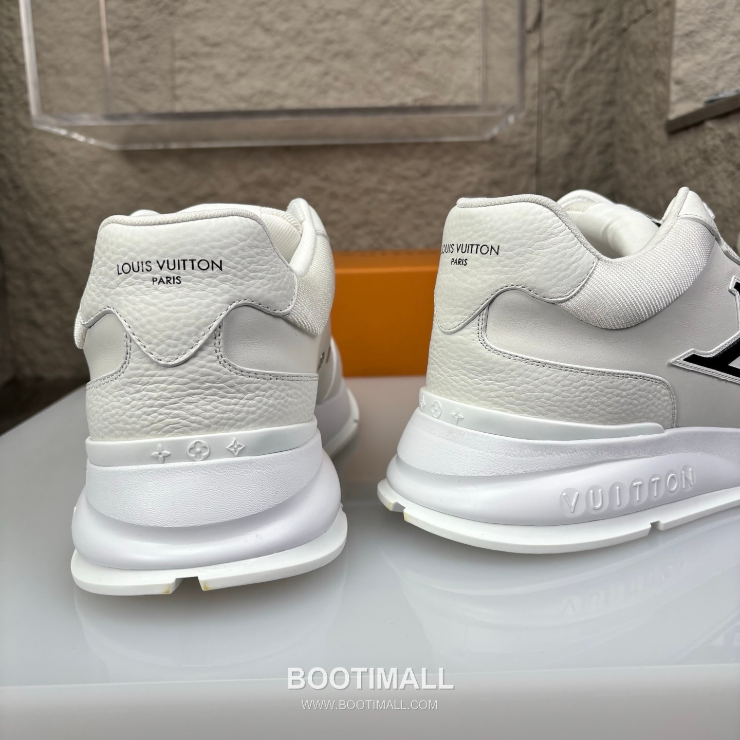 Louis Vuitton Classic LV Letter Platform Smooth Cowhide Black Sneakers 루이비통 클래식 LV 레터링 플랫폼 스무스 소가죽 블랙 스니커즈 8