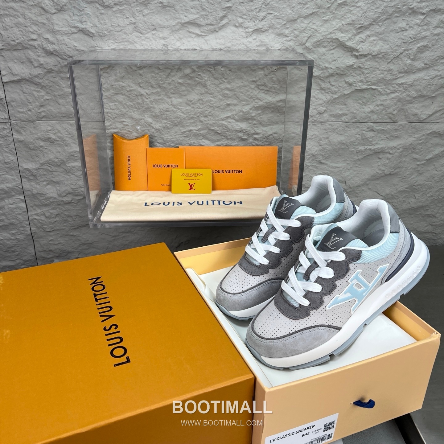 Louis Vuitton Classic LV Letter Platform Smooth Cowhide Black Sneakers 루이비통 클래식 LV 레터링 플랫폼 스무스 소가죽 블랙 스니커즈 2