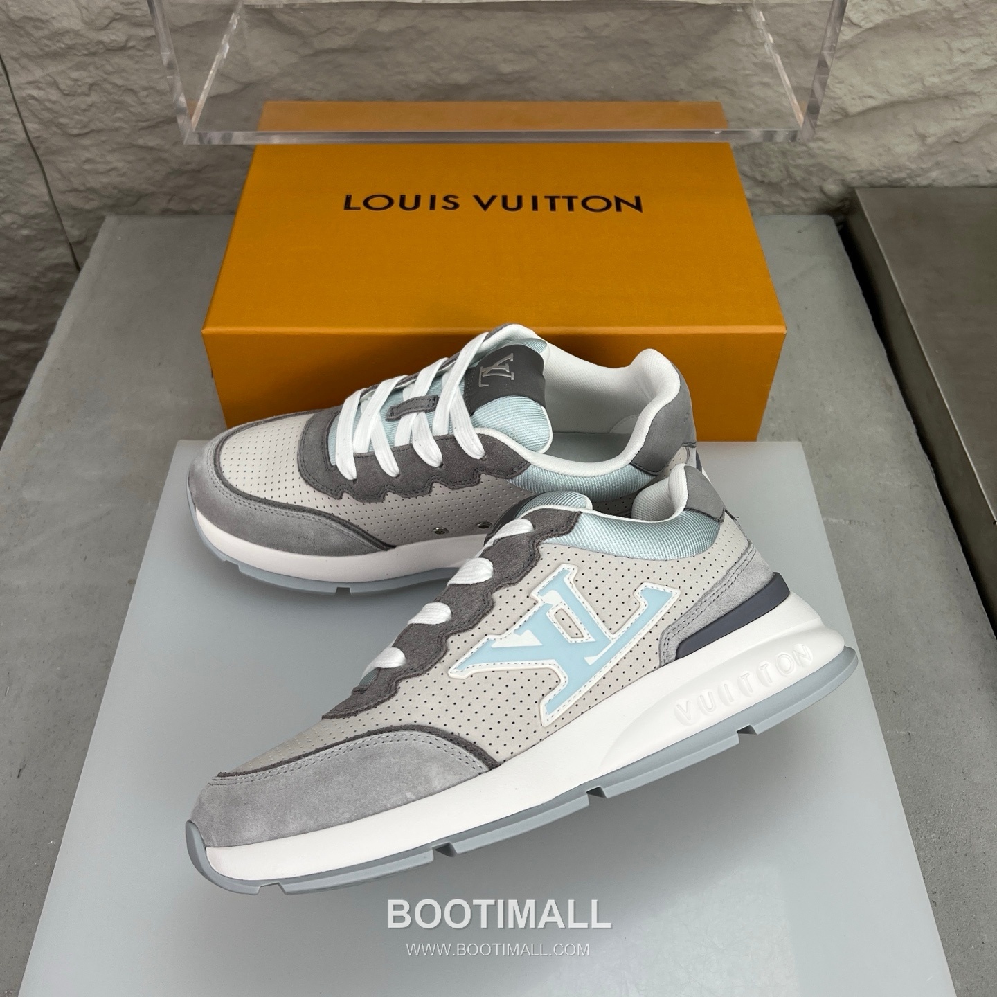 Louis Vuitton Classic LV Letter Platform Smooth Cowhide Black Sneakers 루이비통 클래식 LV 레터링 플랫폼 스무스 소가죽 블랙 스니커즈 4