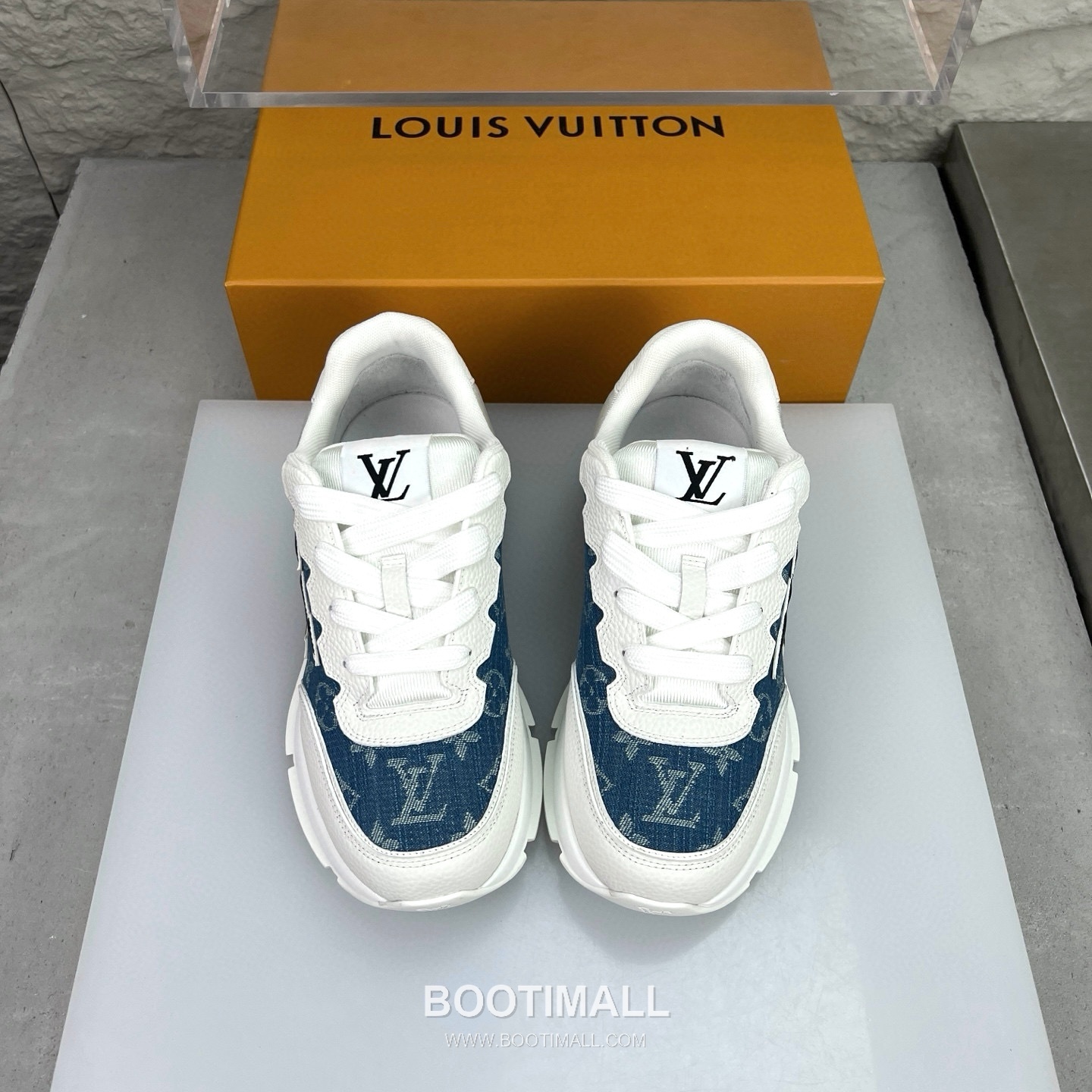 Louis Vuitton Classic LV Letter Platform Smooth Cowhide Black Sneakers 루이비통 클래식 LV 레터링 플랫폼 스무스 소가죽 블랙 스니커즈 3