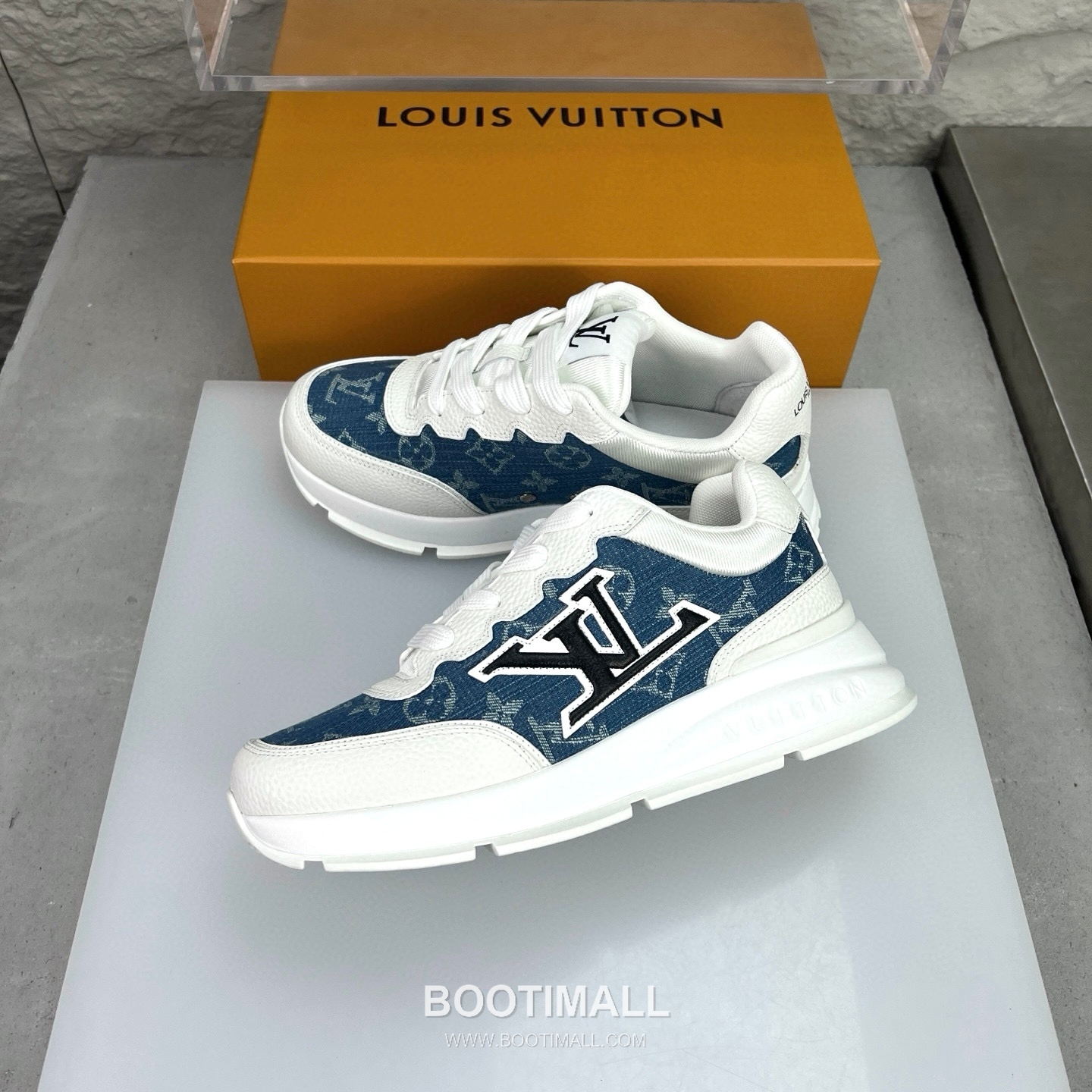 Louis Vuitton Classic LV Letter Platform Smooth Cowhide Black Sneakers 루이비통 클래식 LV 레터링 플랫폼 스무스 소가죽 블랙 스니커즈 4