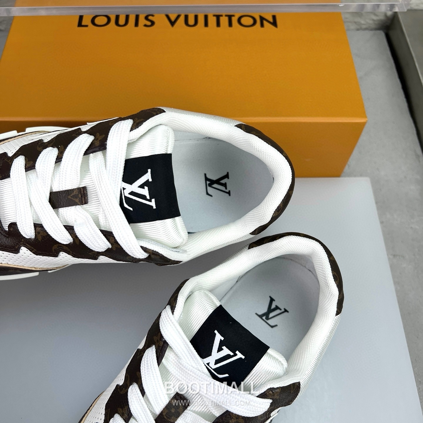 Louis Vuitton Classic LV Letter Platform Smooth Cowhide Black Sneakers 루이비통 클래식 LV 레터링 플랫폼 스무스 소가죽 블랙 스니커즈 7