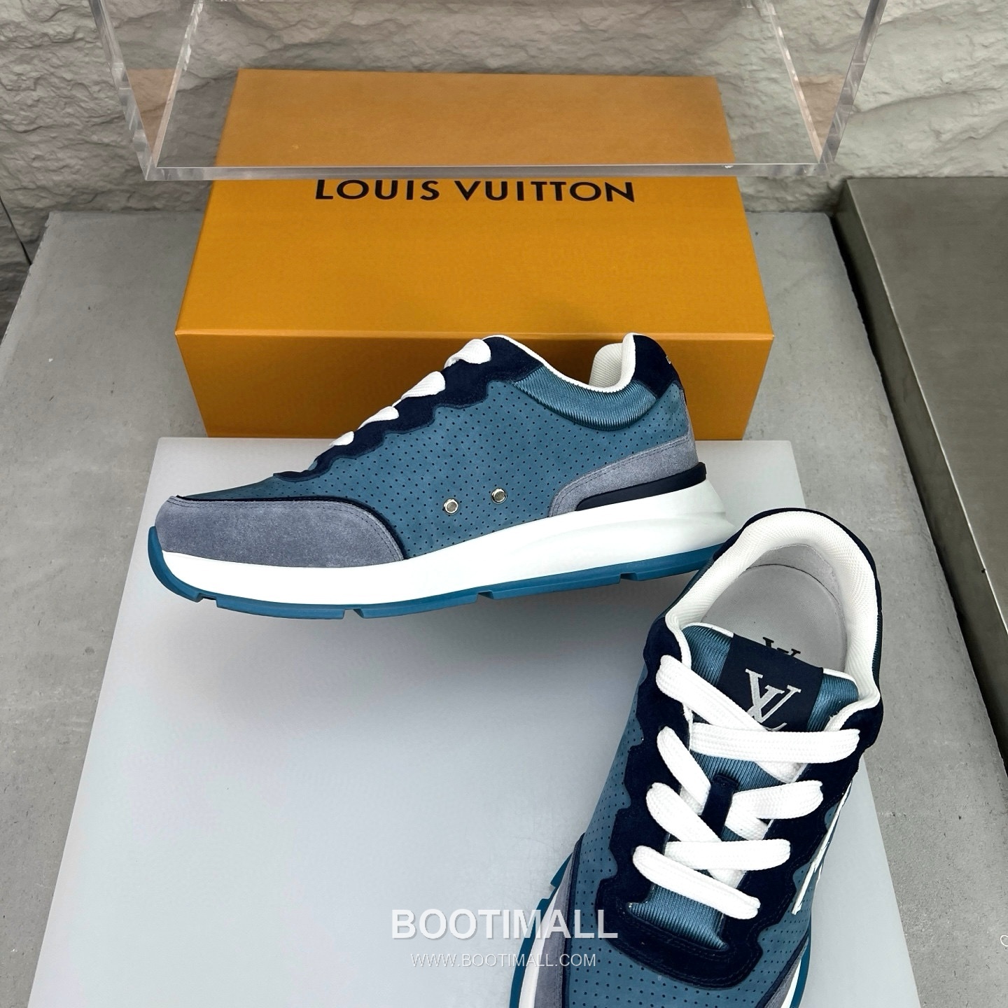 Louis Vuitton Classic LV Letter Platform Smooth Cowhide Black Sneakers 루이비통 클래식 LV 레터링 플랫폼 스무스 소가죽 블랙 스니커즈 5