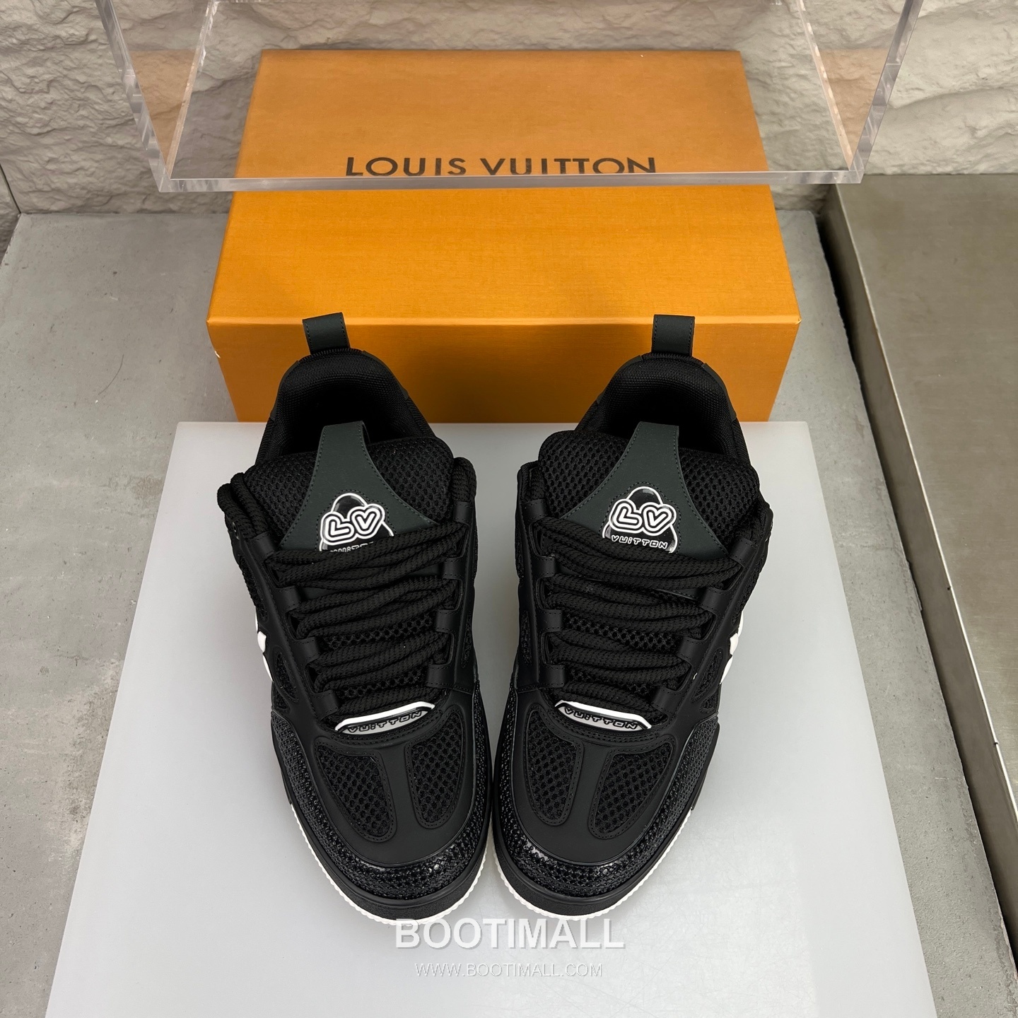 Louis Vuitton Runway 90s Chunky Skate Runner Leather Mesh Multicolor 루이비통 런웨이 90s 청키 스케이트 러너 가죽 메쉬 멀티컬러 스니커즈 3