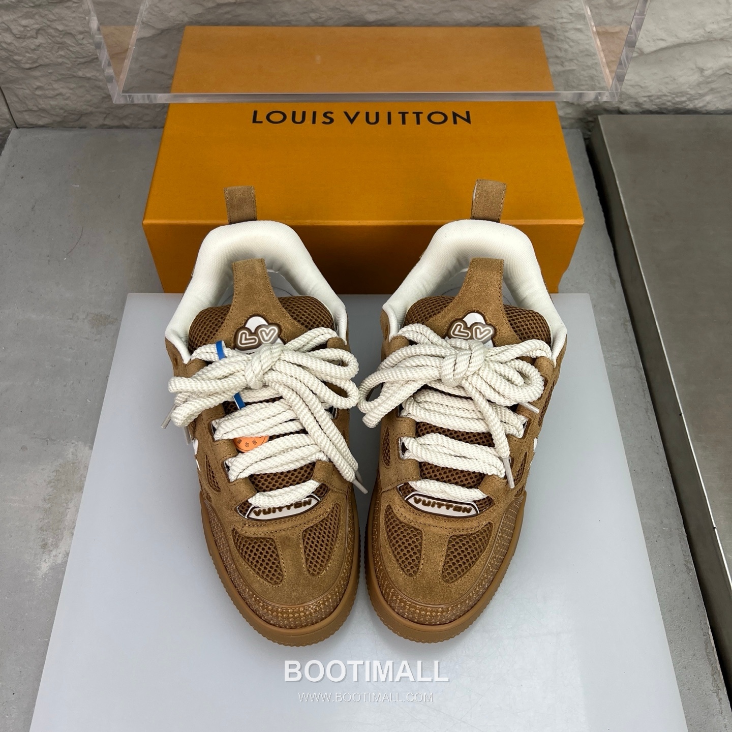 Louis Vuitton Runway 90s Chunky Skate Runner Leather Mesh Multicolor 루이비통 런웨이 90s 청키 스케이트 러너 가죽 메쉬 멀티컬러 스니커즈 3