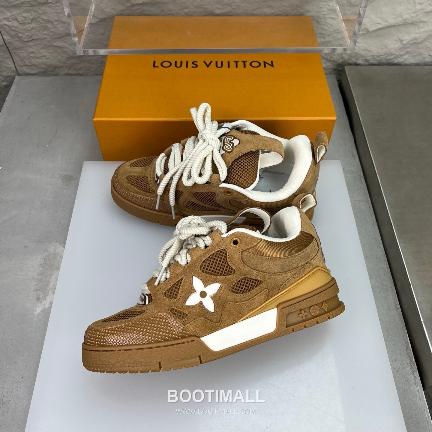 Louis Vuitton Runway 90s Chunky Skate Runner Leather Mesh Multicolor 루이비통 런웨이 90s 청키 스케이트 러너 가죽 메쉬 멀티컬러 스니커즈 4