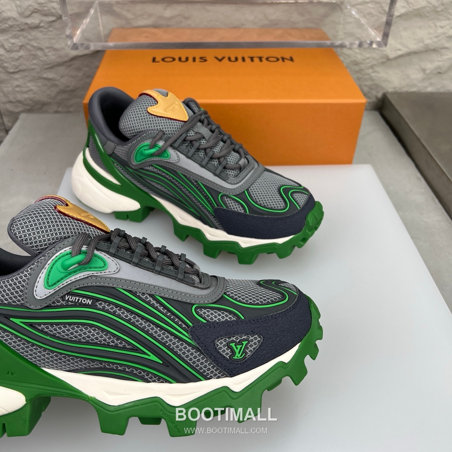 Louis Vuitton Logo Canvas Napa Calfskin Sneakers 루이비통 로고 캔버스 나파 송아지 가죽 스니커즈 6