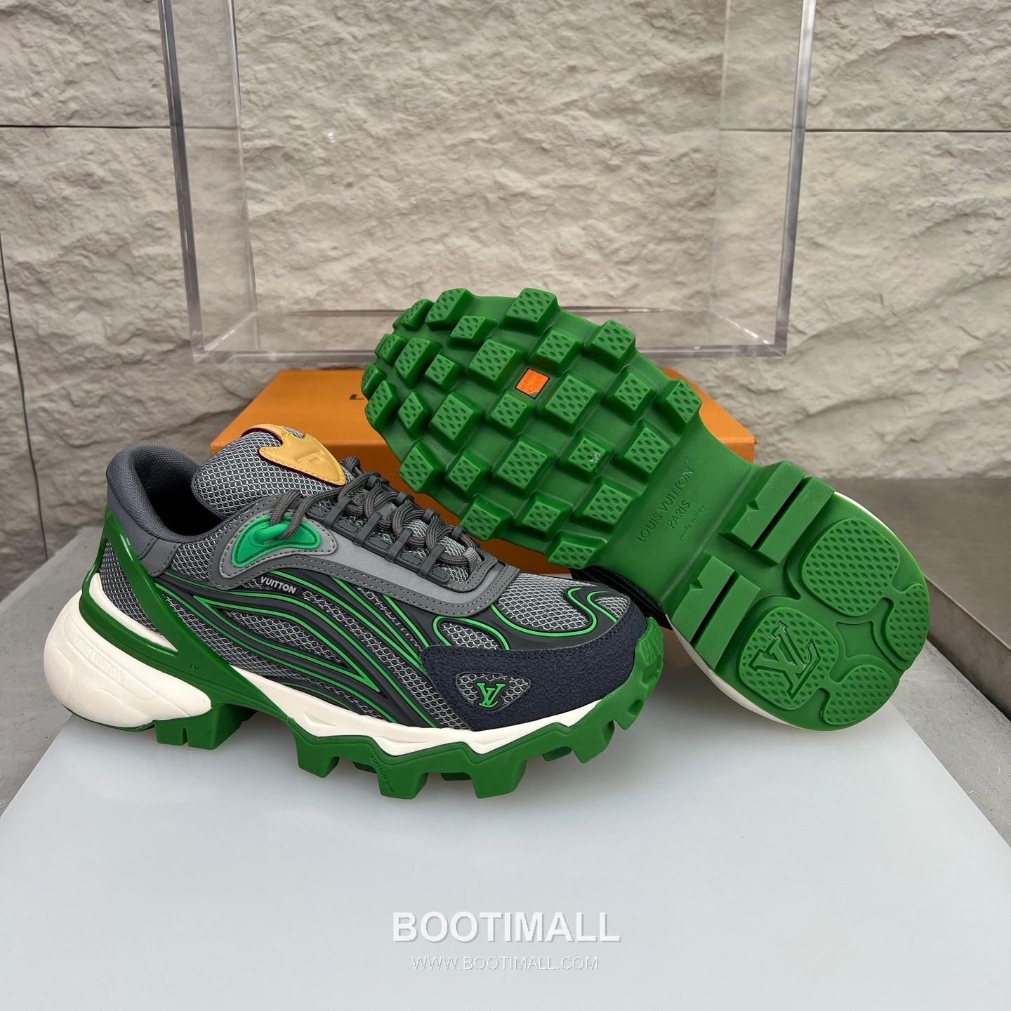 Louis Vuitton Logo Canvas Napa Calfskin Sneakers 루이비통 로고 캔버스 나파 송아지 가죽 스니커즈 9