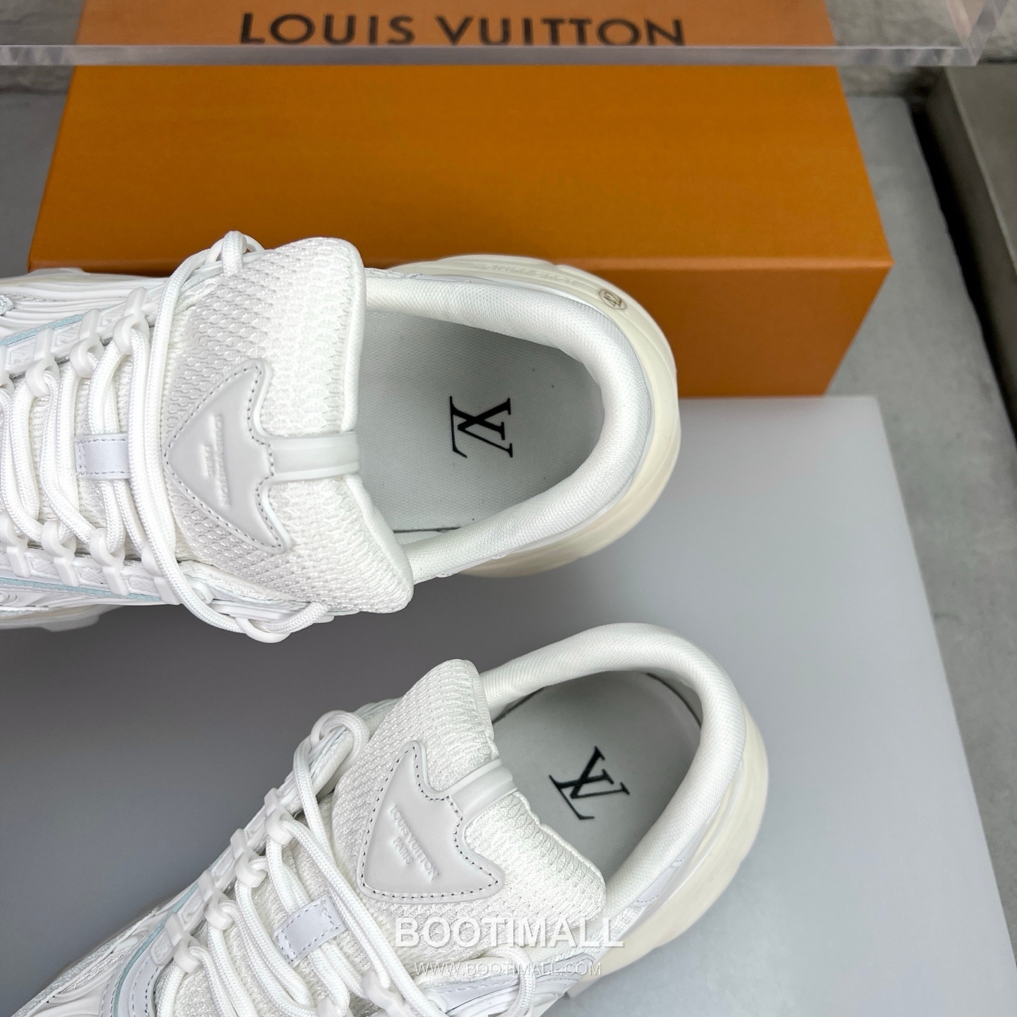 Louis Vuitton Logo Canvas Napa Calfskin Sneakers 루이비통 로고 캔버스 나파 송아지 가죽 스니커즈 7