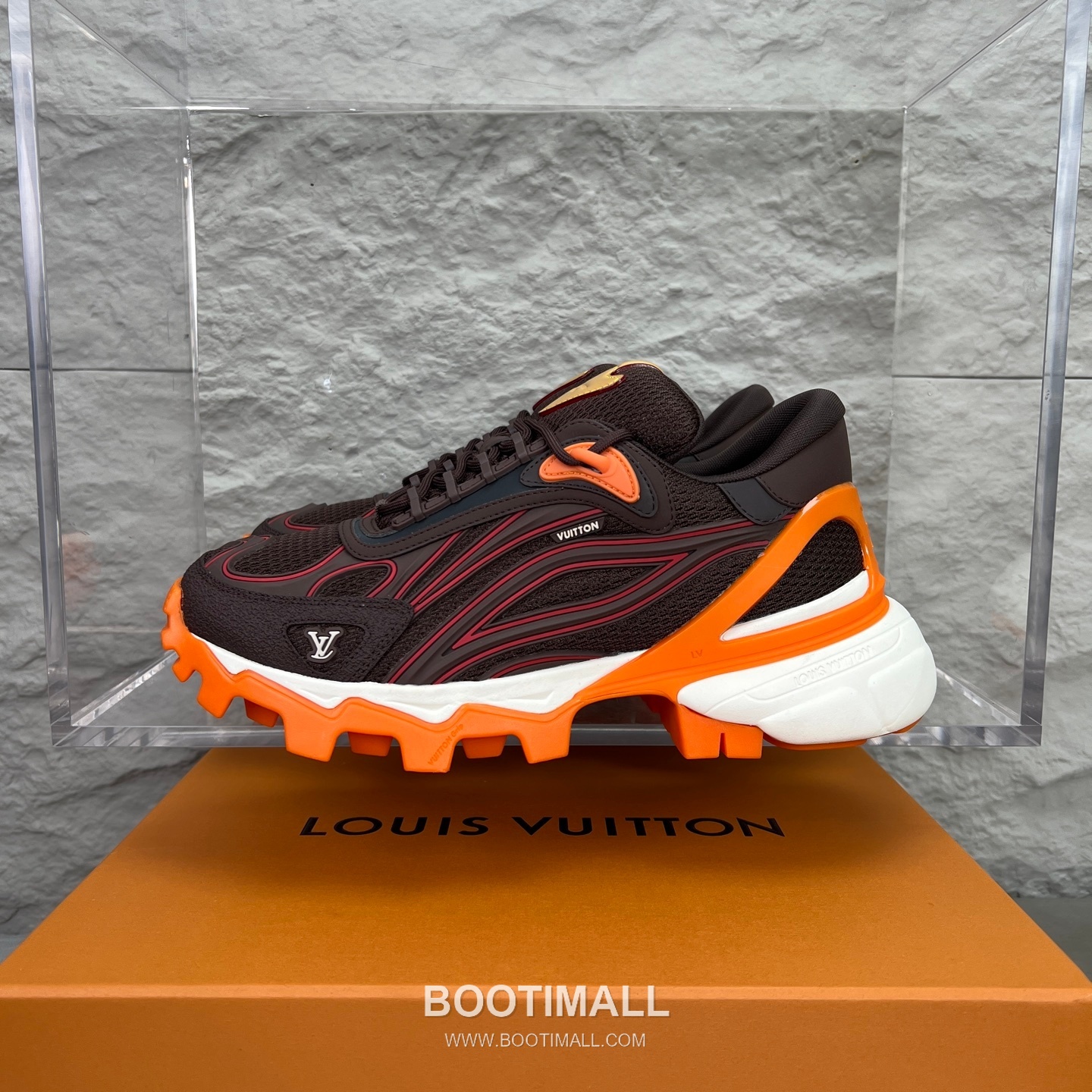 Louis Vuitton Logo Canvas Napa Calfskin Sneakers 루이비통 로고 캔버스 나파 송아지 가죽 스니커즈 1