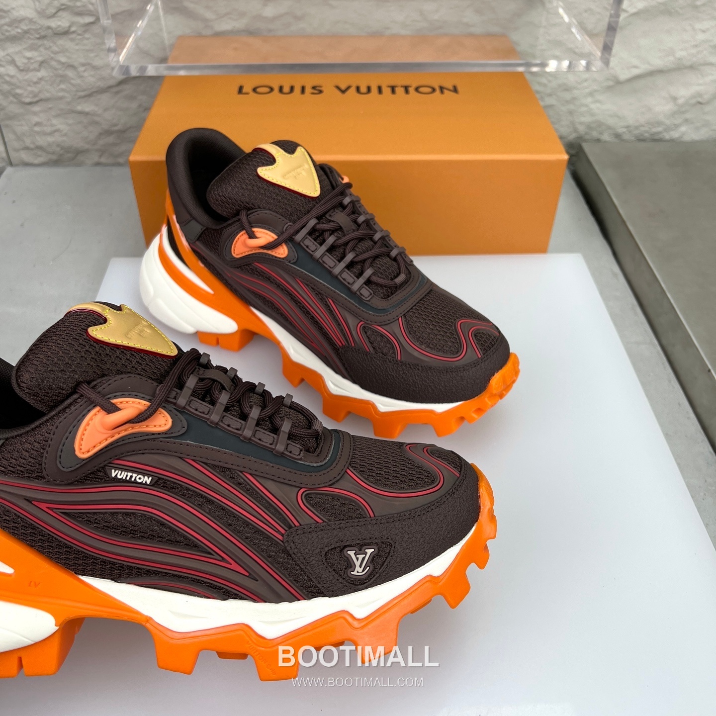 Louis Vuitton Logo Canvas Napa Calfskin Sneakers 루이비통 로고 캔버스 나파 송아지 가죽 스니커즈 6