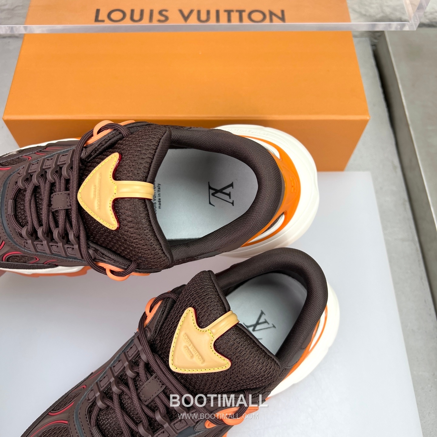 Louis Vuitton Logo Canvas Napa Calfskin Sneakers 루이비통 로고 캔버스 나파 송아지 가죽 스니커즈 7