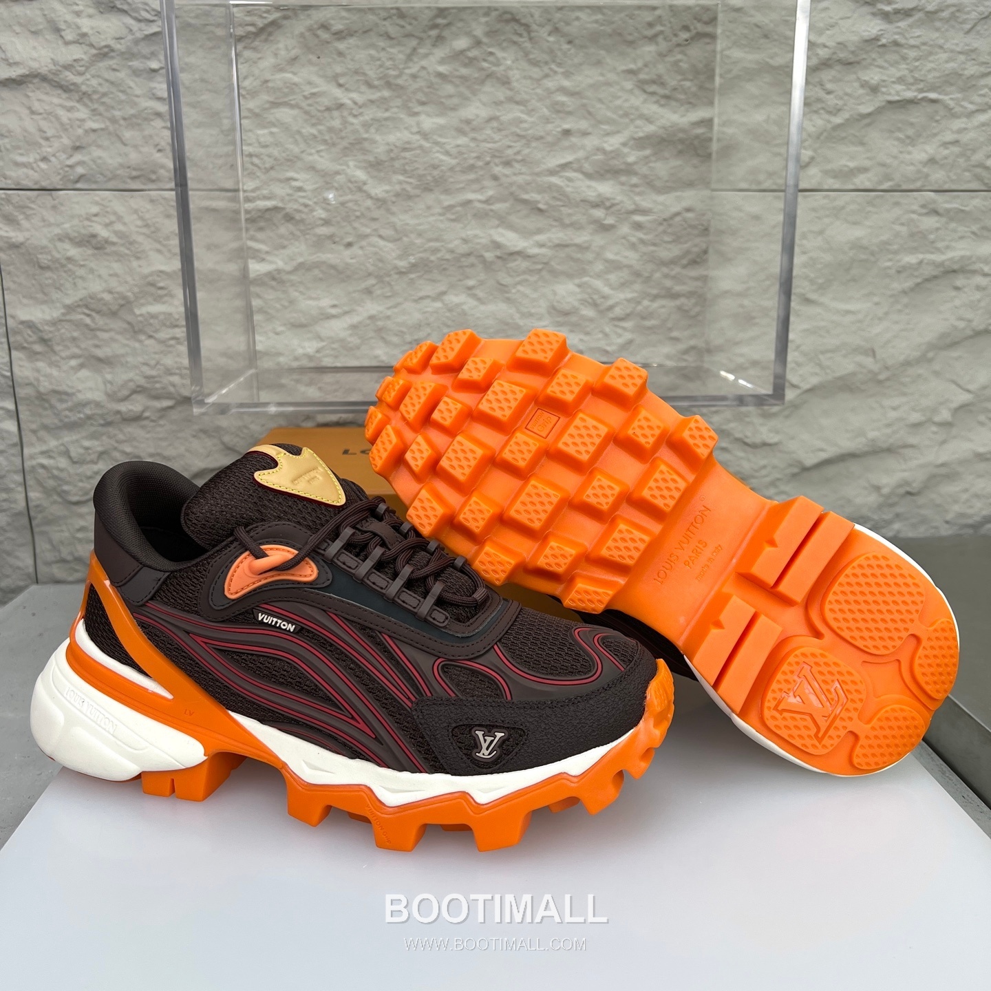 Louis Vuitton Logo Canvas Napa Calfskin Sneakers 루이비통 로고 캔버스 나파 송아지 가죽 스니커즈 9