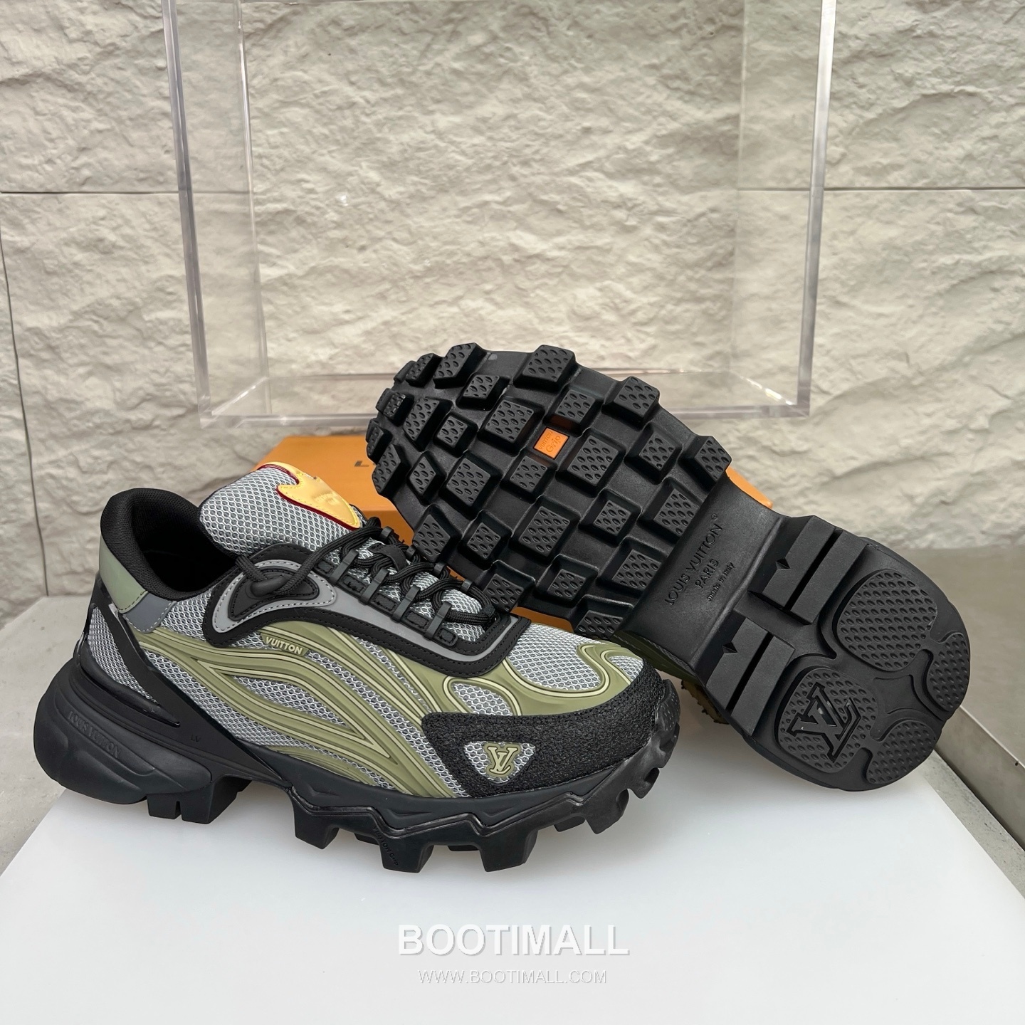 Louis Vuitton Logo Canvas Napa Calfskin Sneakers 루이비통 로고 캔버스 나파 송아지 가죽 스니커즈 9