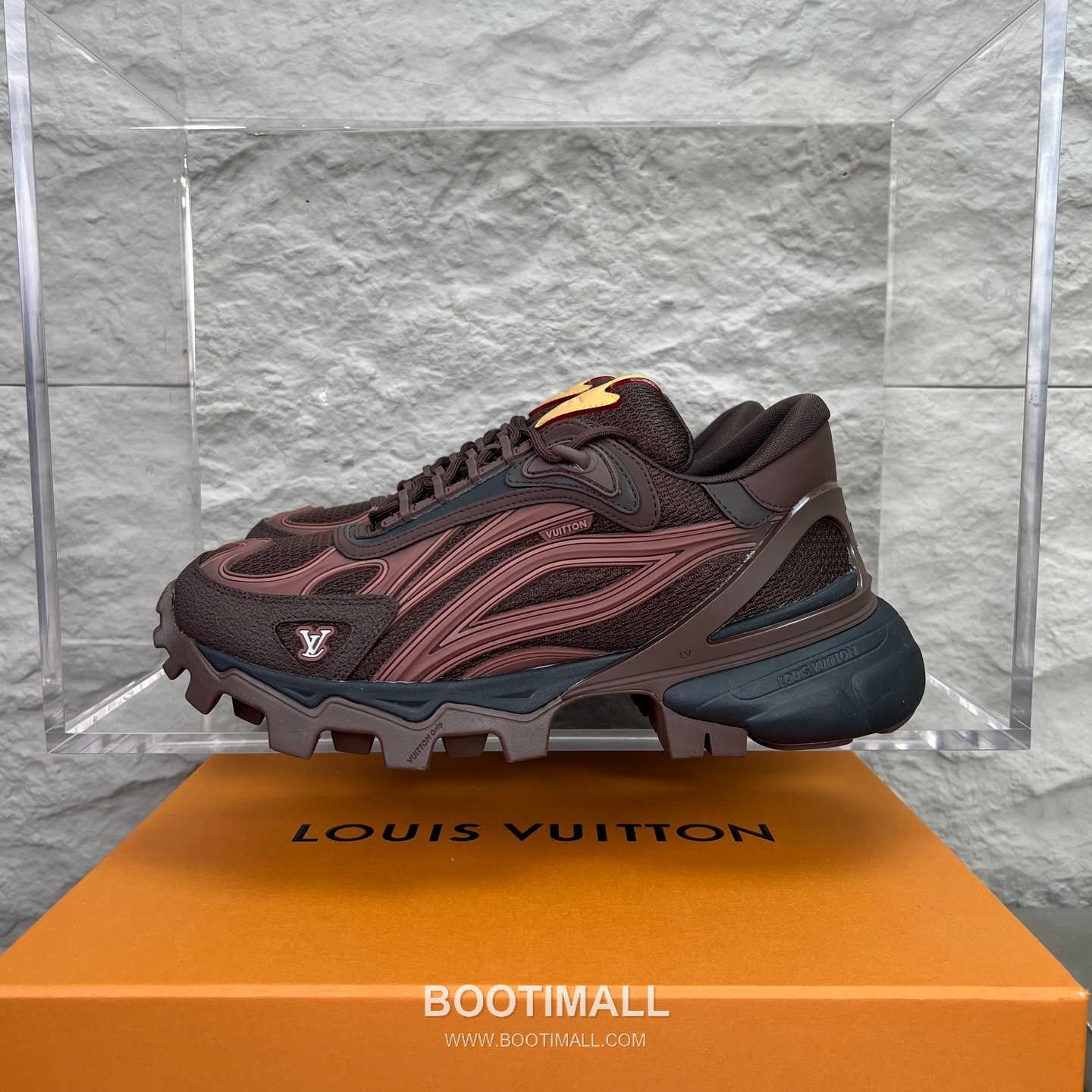 Louis Vuitton Logo Canvas Napa Calfskin Sneakers 루이비통 로고 캔버스 나파 송아지 가죽 스니커즈 1