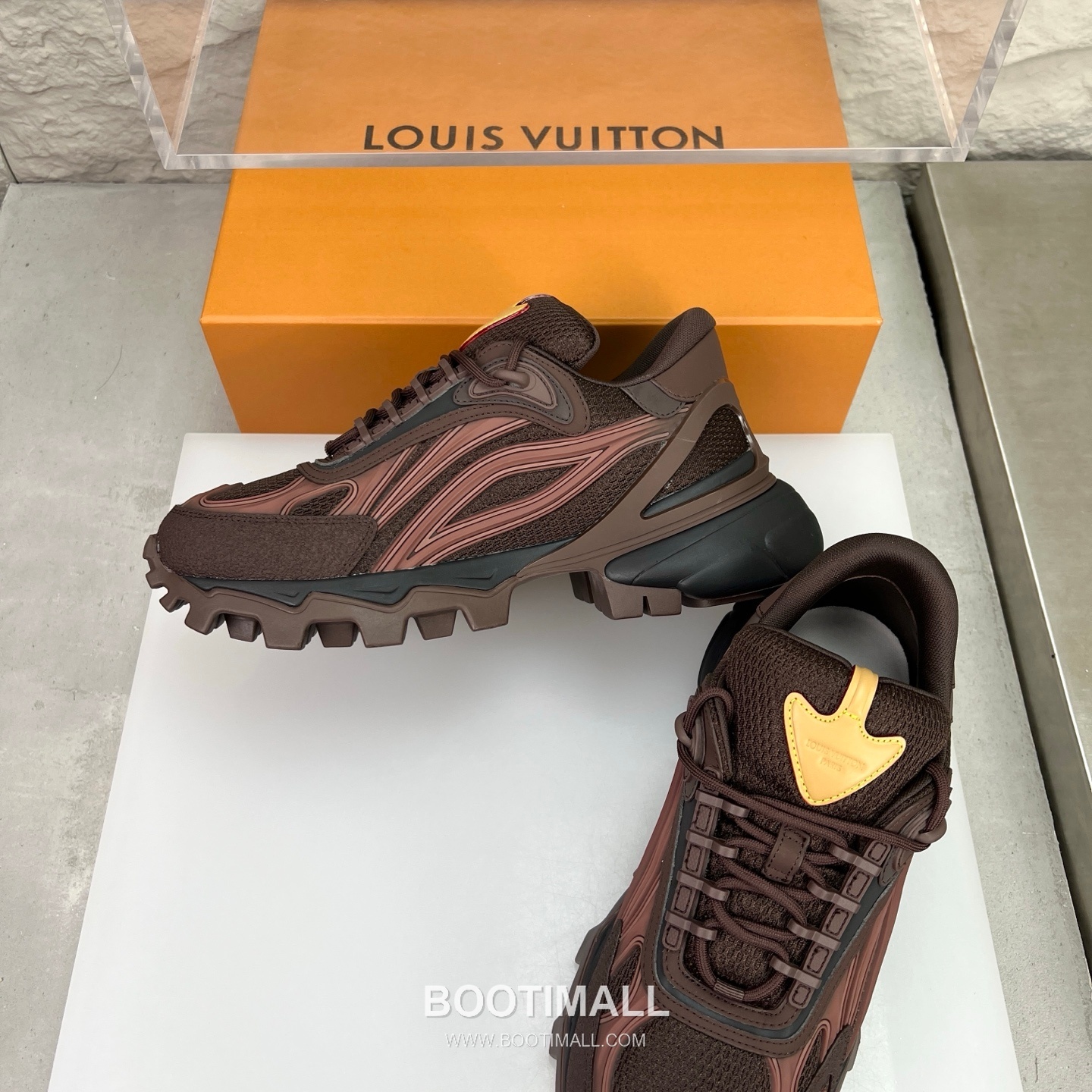 Louis Vuitton Logo Canvas Napa Calfskin Sneakers 루이비통 로고 캔버스 나파 송아지 가죽 스니커즈 5