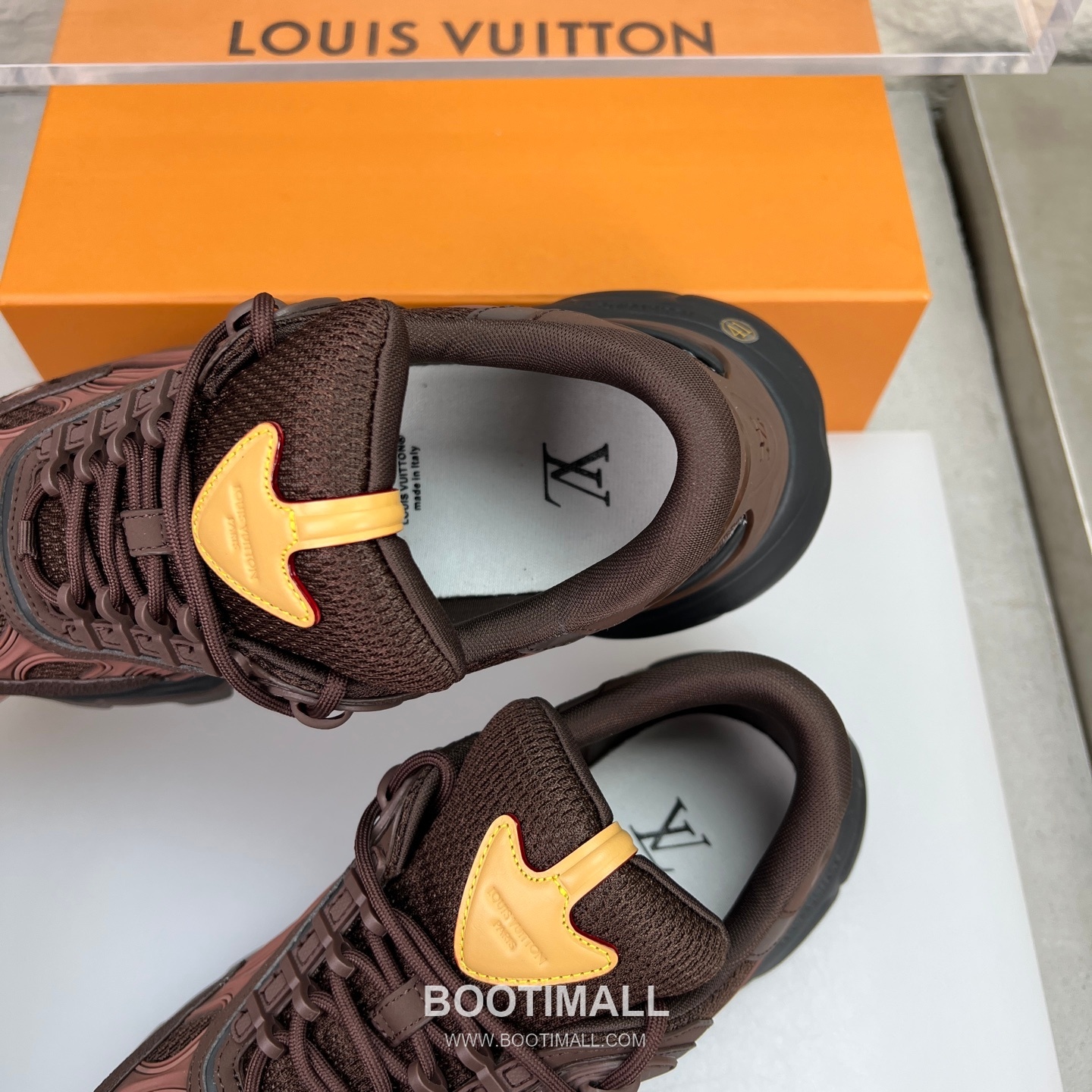 Louis Vuitton Logo Canvas Napa Calfskin Sneakers 루이비통 로고 캔버스 나파 송아지 가죽 스니커즈 7