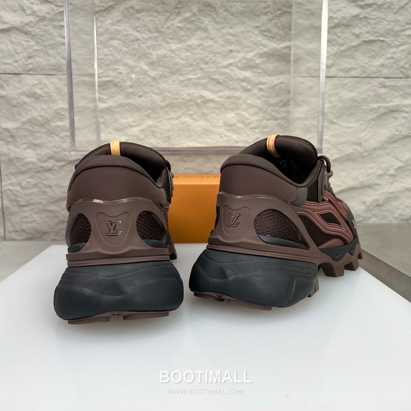 Louis Vuitton Logo Canvas Napa Calfskin Sneakers 루이비통 로고 캔버스 나파 송아지 가죽 스니커즈 8