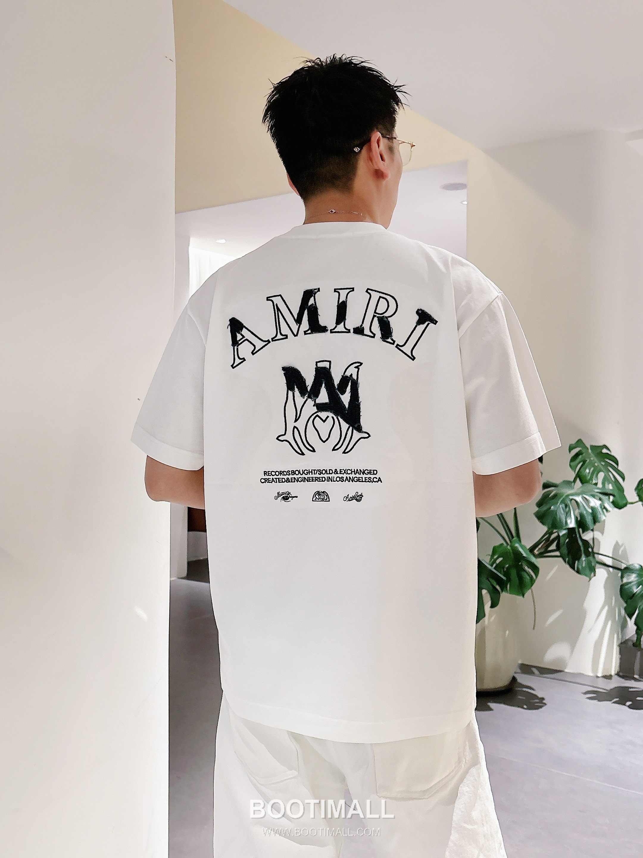 Ami Paris SS26 Embroidered Patchwork Denim Cotton Short Sleeve T-Shirt 아미 파리 SS26 자수 패치워크 데님 코튼 반팔 티셔츠 2