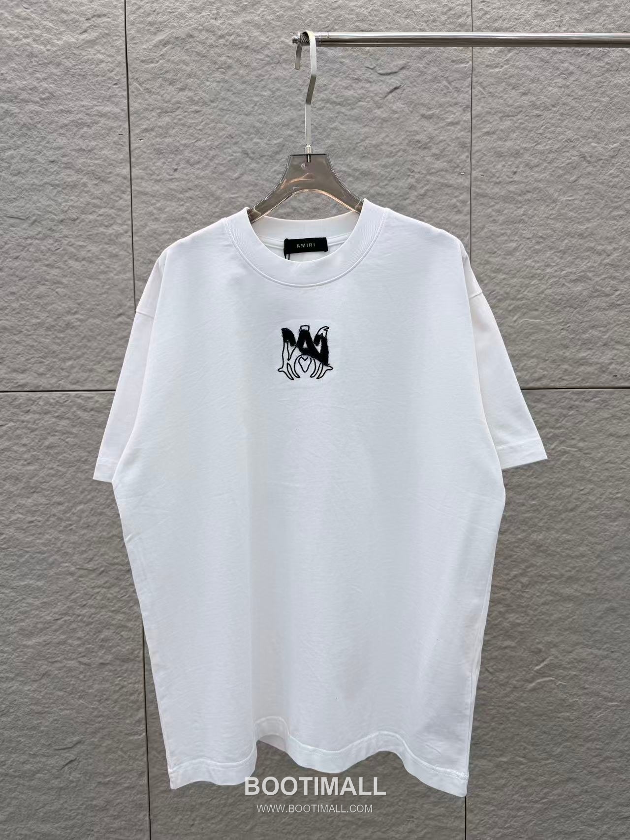 Ami Paris SS26 Embroidered Patchwork Denim Cotton Short Sleeve T-Shirt 아미 파리 SS26 자수 패치워크 데님 코튼 반팔 티셔츠 10