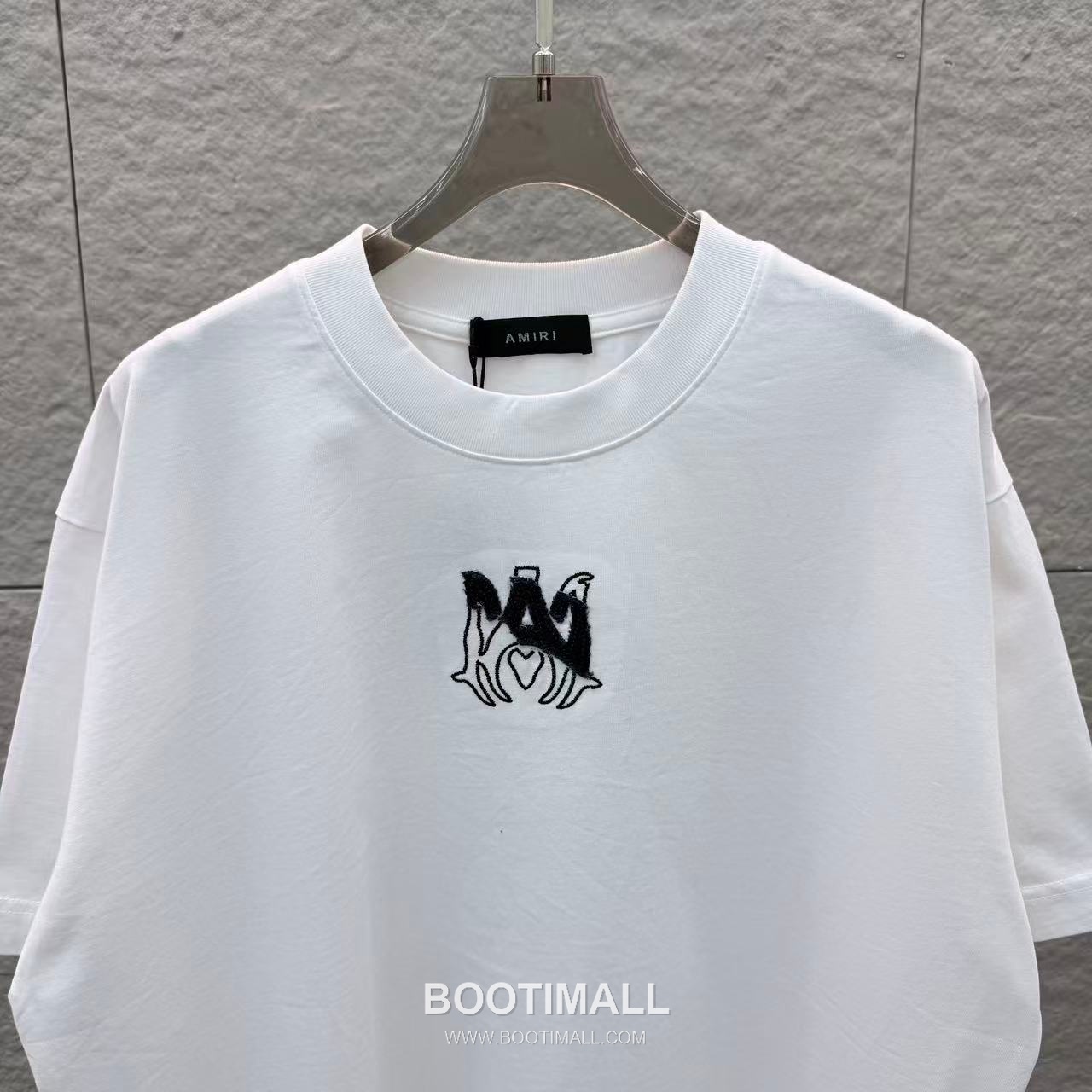 Ami Paris SS26 Embroidered Patchwork Denim Cotton Short Sleeve T-Shirt 아미 파리 SS26 자수 패치워크 데님 코튼 반팔 티셔츠 11