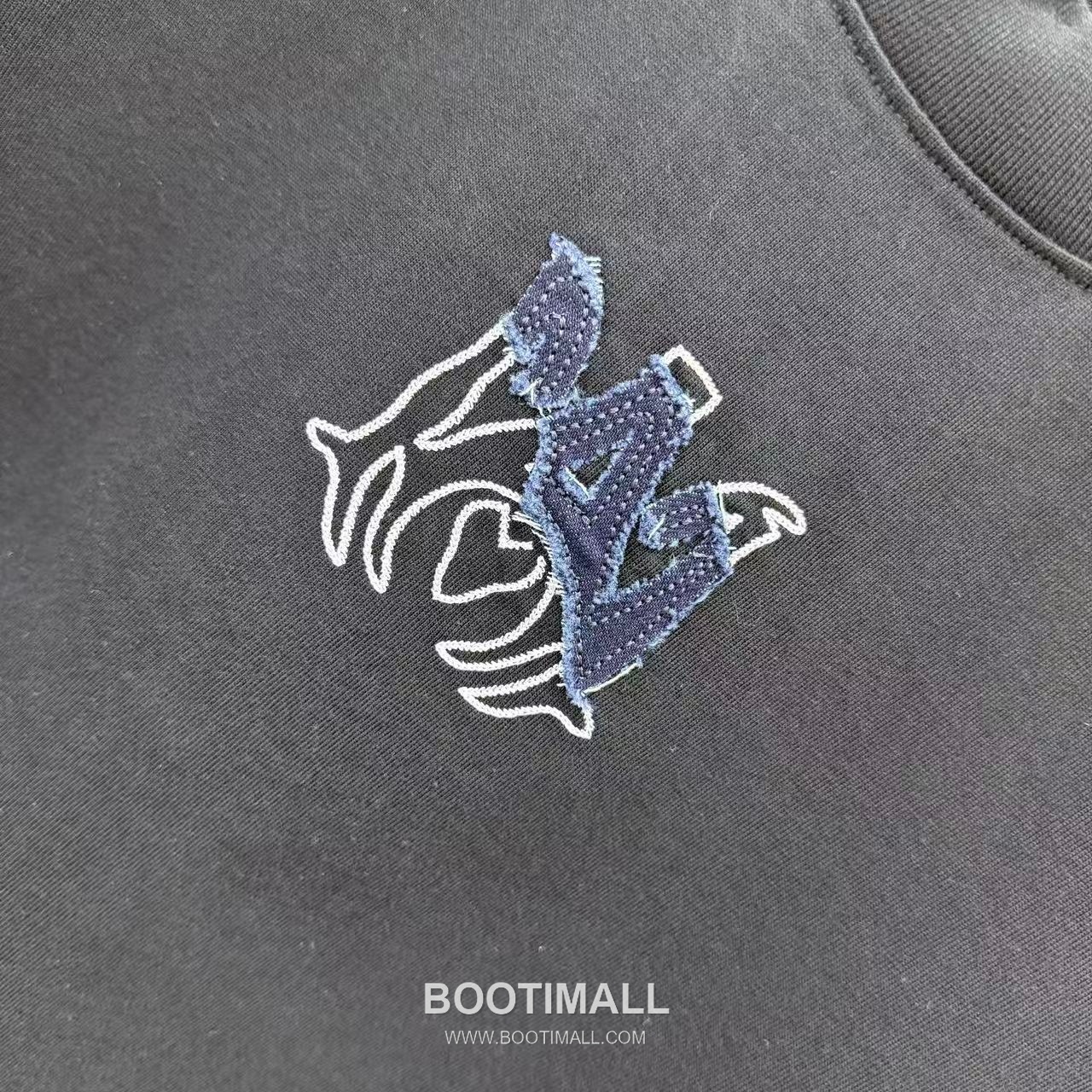 Ami Paris SS26 Embroidered Patchwork Denim Cotton Short Sleeve T-Shirt 아미 파리 SS26 자수 패치워크 데님 코튼 반팔 티셔츠 13