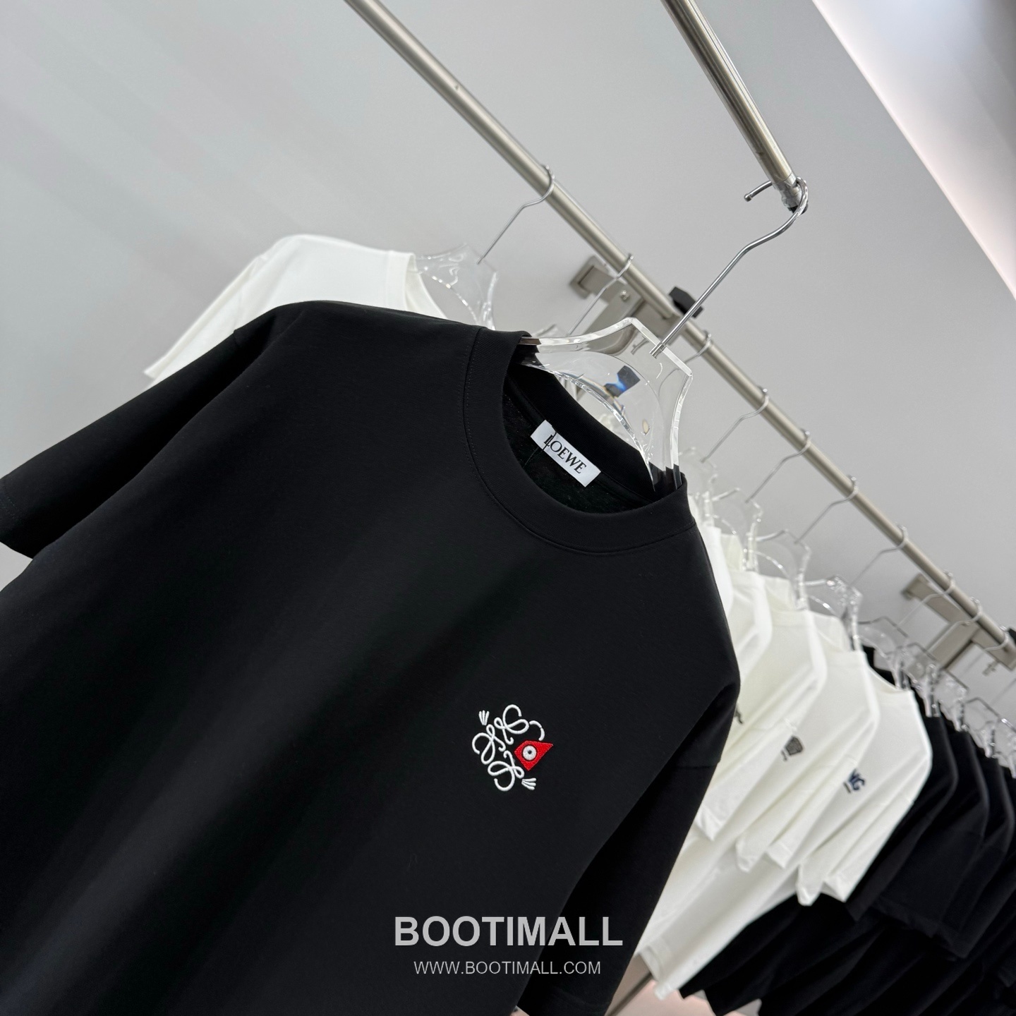 Loewe SS26 Embroidered Heavyweight Cotton Short Sleeve T-Shirt 로에베 SS26 자수 헤비웨이트 코튼 반팔 티셔츠 9