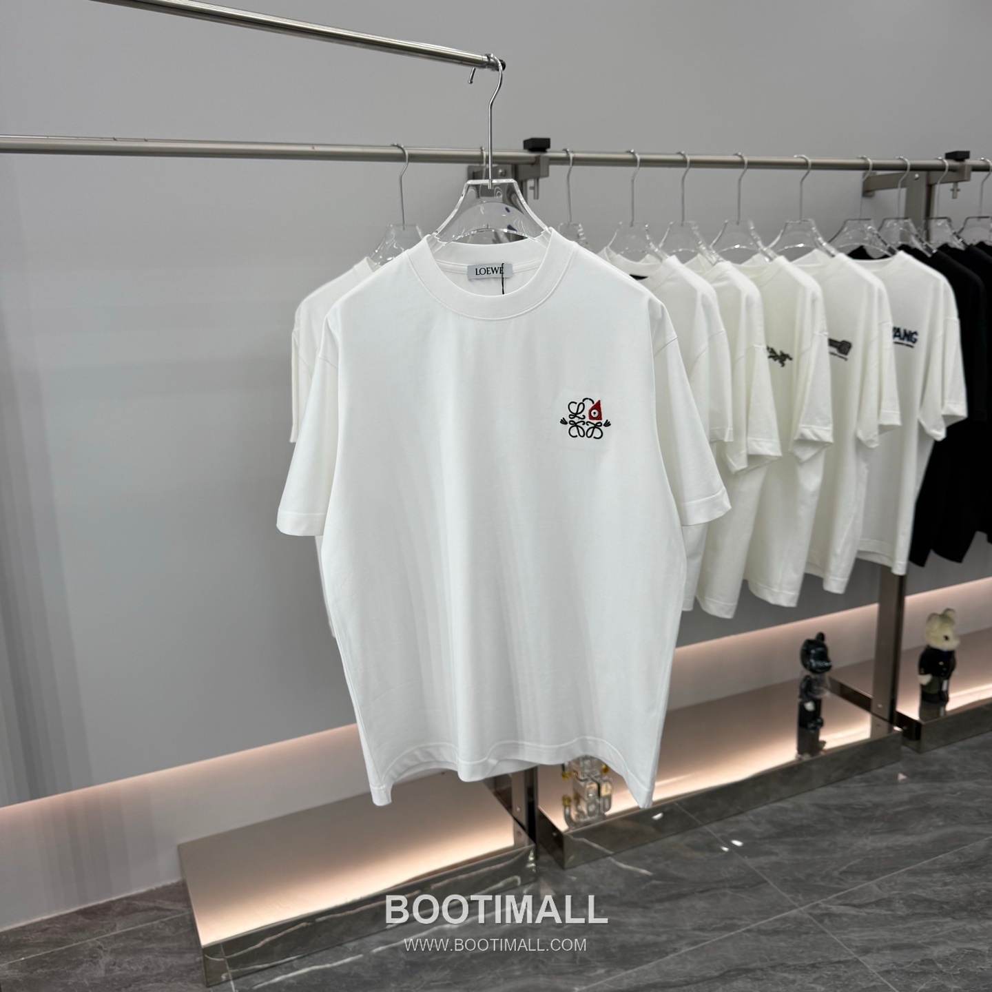 Loewe SS26 Embroidered Heavyweight Cotton Short Sleeve T-Shirt 로에베 SS26 자수 헤비웨이트 코튼 반팔 티셔츠 7