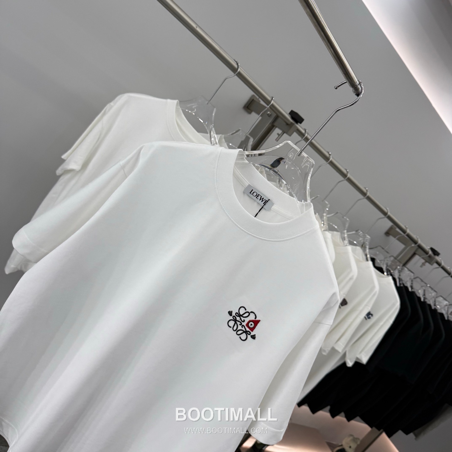 Loewe SS26 Embroidered Heavyweight Cotton Short Sleeve T-Shirt 로에베 SS26 자수 헤비웨이트 코튼 반팔 티셔츠 9