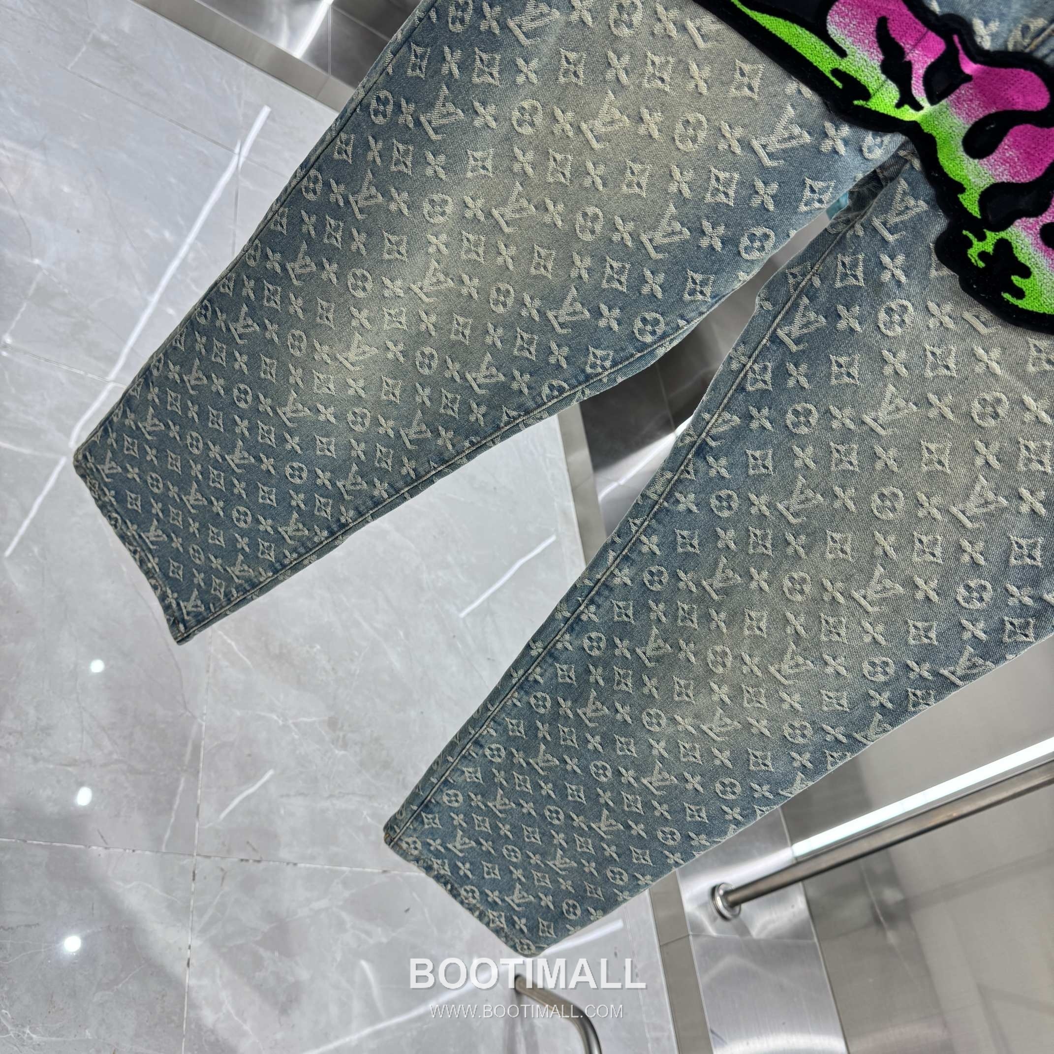 Louis Vuitton Graffiti Monogram Denim Blue Jeans 루이비통 그라피티 모노그램 데님 블루 청바지 9