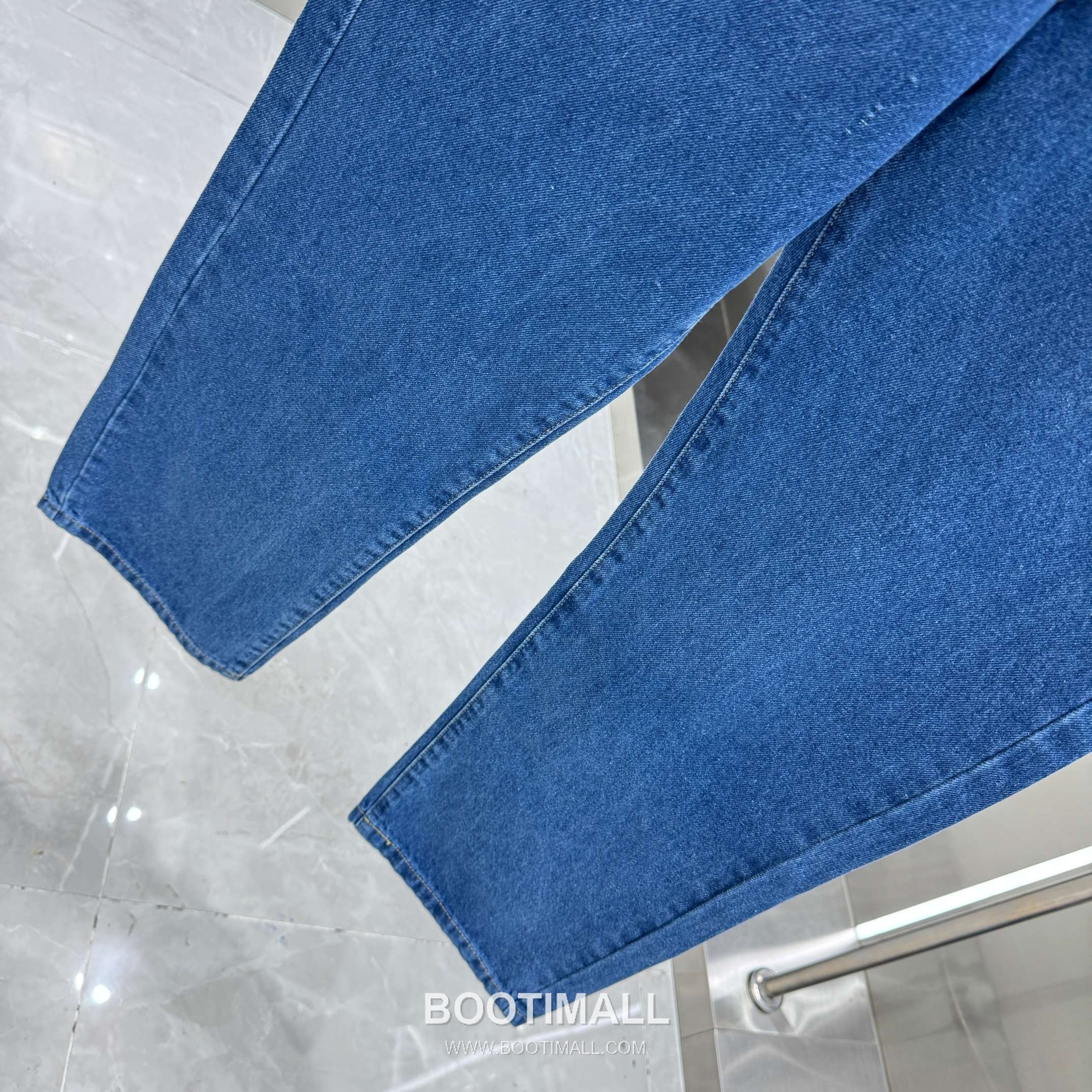 Louis Vuitton Back Pocket Letter Print Straight Jeans Denim Dark Blue Pants 루이비통 백 포켓 레터 프린트 스트레이트 진 데님 딥블루 팬츠 9