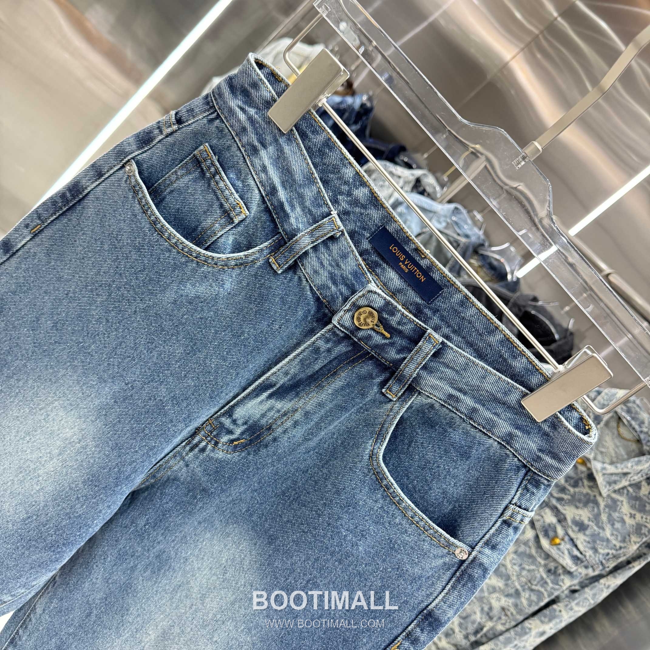 Louis Vuitton Letter Print Straight Jeans Denim Blue Pants 루이비통 레터 프린트 스트레이트 진 데님 블루 팬츠 4