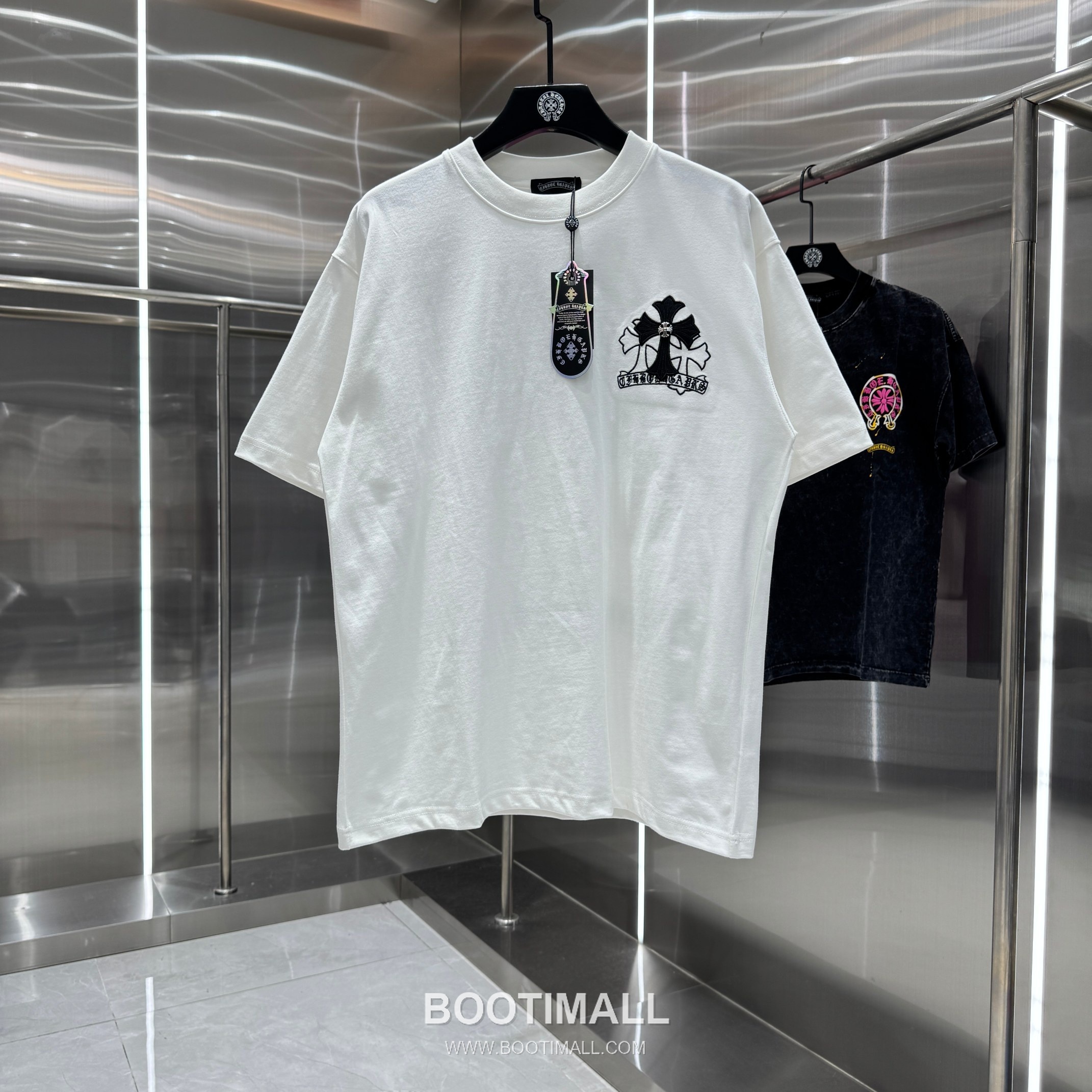 Chrome Hearts Washed Leather-Applique Embroidered Tee Black T-shirt 크롬하츠 워싱 레더 아플리케 자수 티 블랙 티셔츠 1