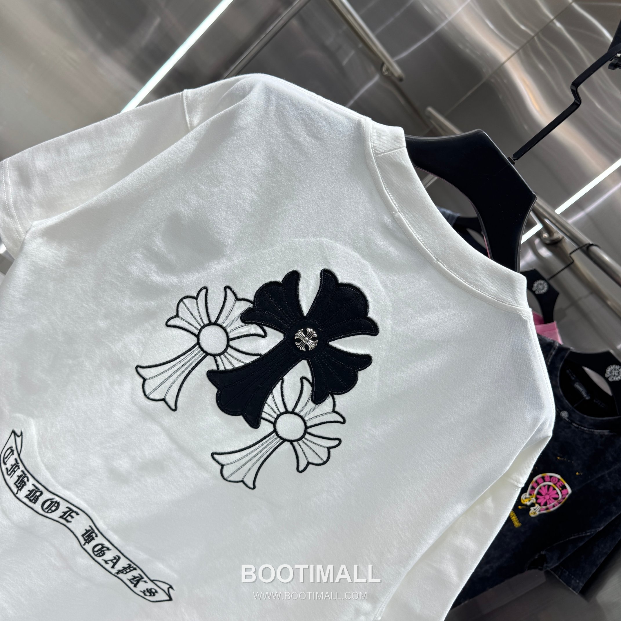 Chrome Hearts Washed Leather-Applique Embroidered Tee Black T-shirt 크롬하츠 워싱 레더 아플리케 자수 티 블랙 티셔츠 5