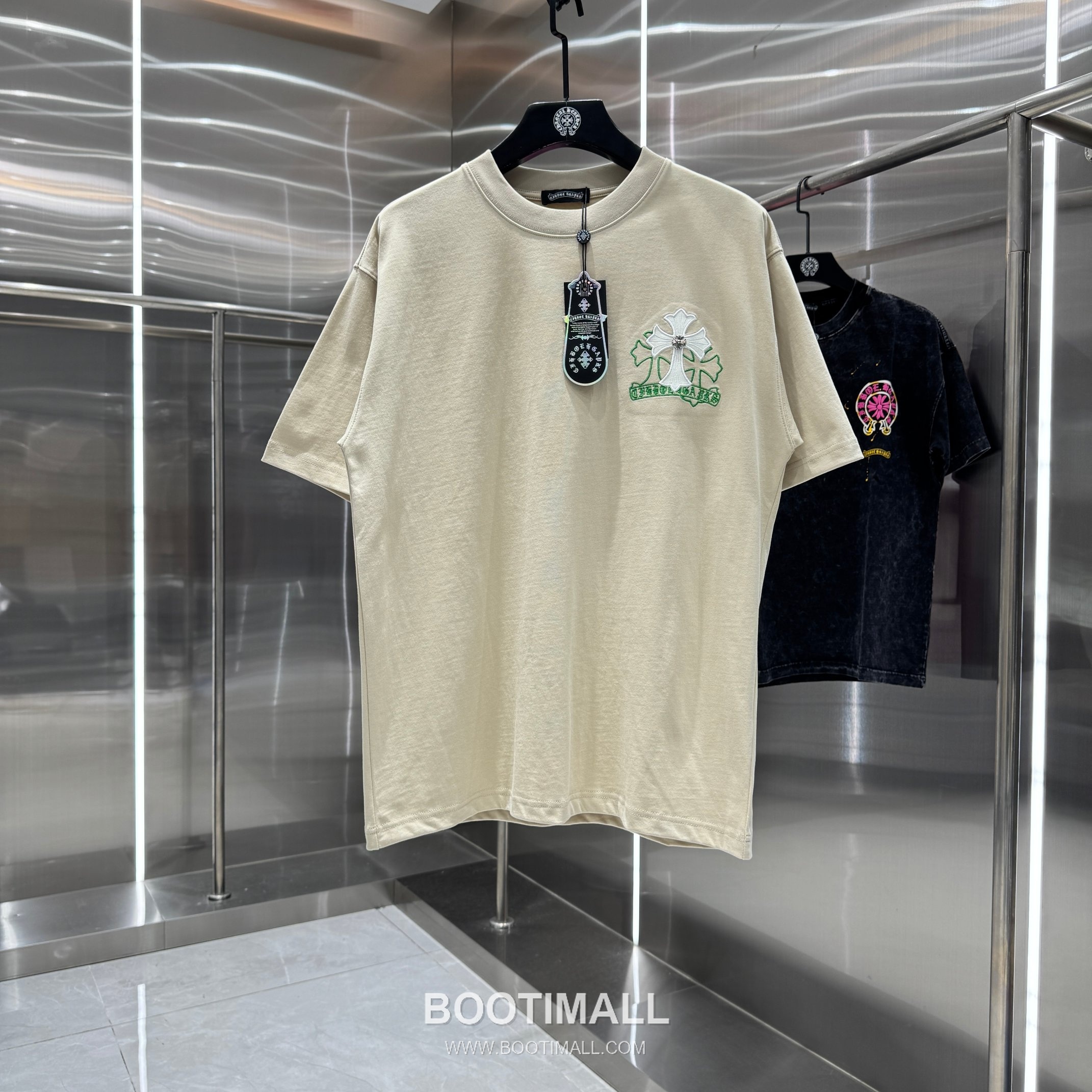 Chrome Hearts Washed Leather-Applique Embroidered Tee Black T-shirt 크롬하츠 워싱 레더 아플리케 자수 티 블랙 티셔츠 1