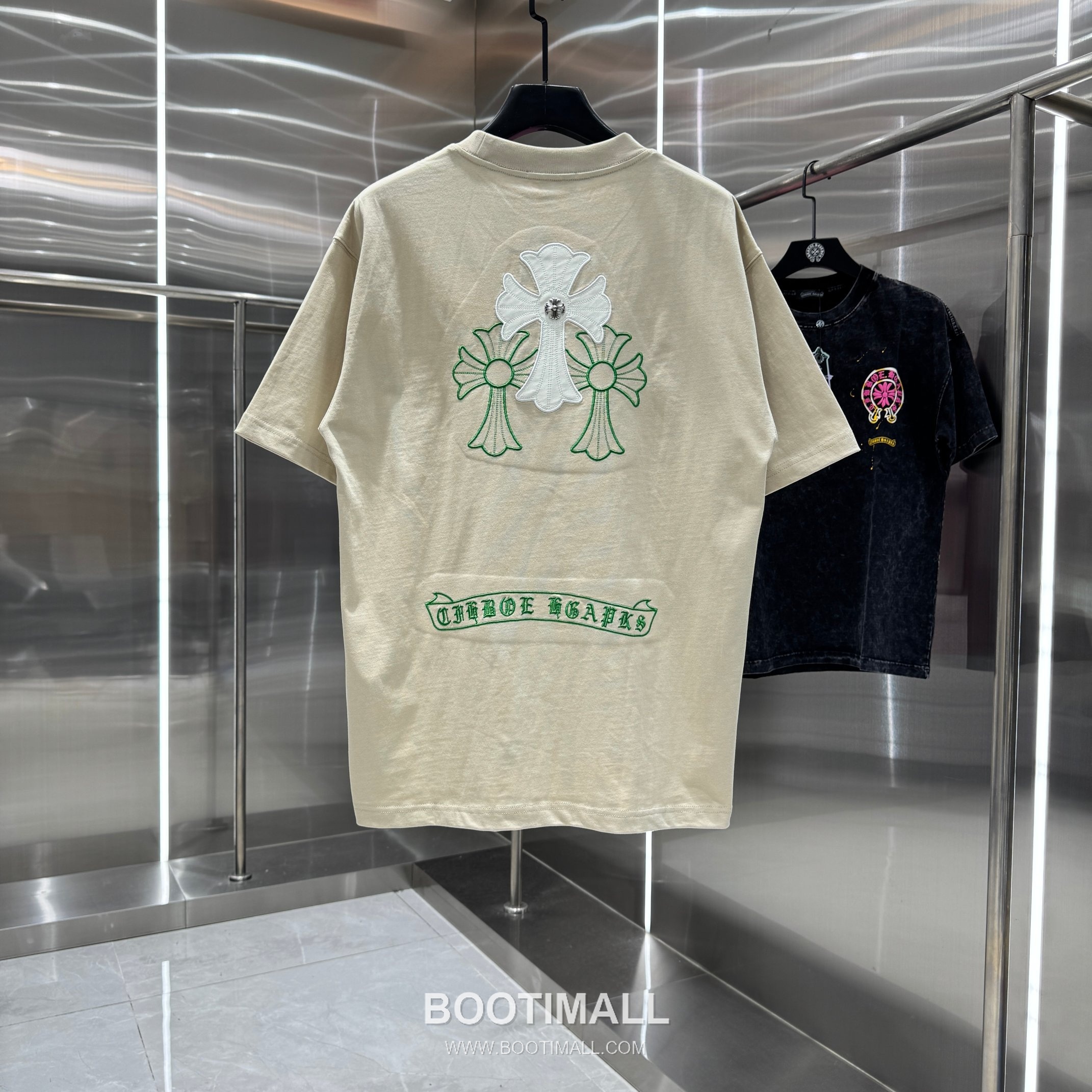 Chrome Hearts Washed Leather-Applique Embroidered Tee Black T-shirt 크롬하츠 워싱 레더 아플리케 자수 티 블랙 티셔츠 2