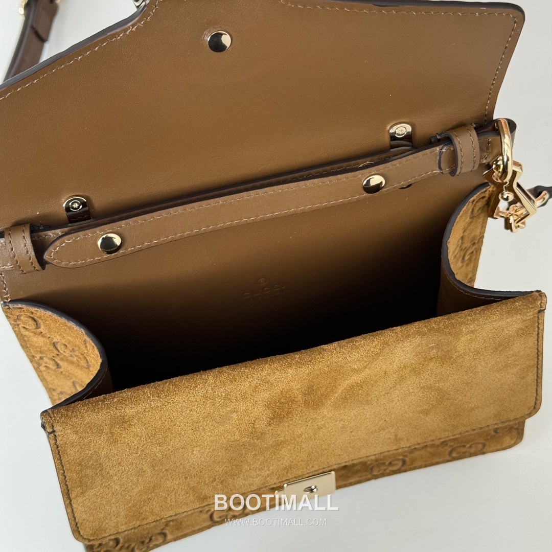 Gucci Embossed Velvet Leather Shoulder Bag 813400 구찌 엠보싱 벨벳 레더 숄더백 22cm 9