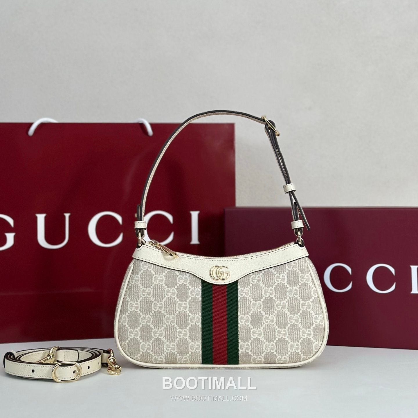 Gucci GG Canvas & Leather Shoulder Bag 841341 구찌 GG 캔버스 앤 레더 숄더백 26cm 1