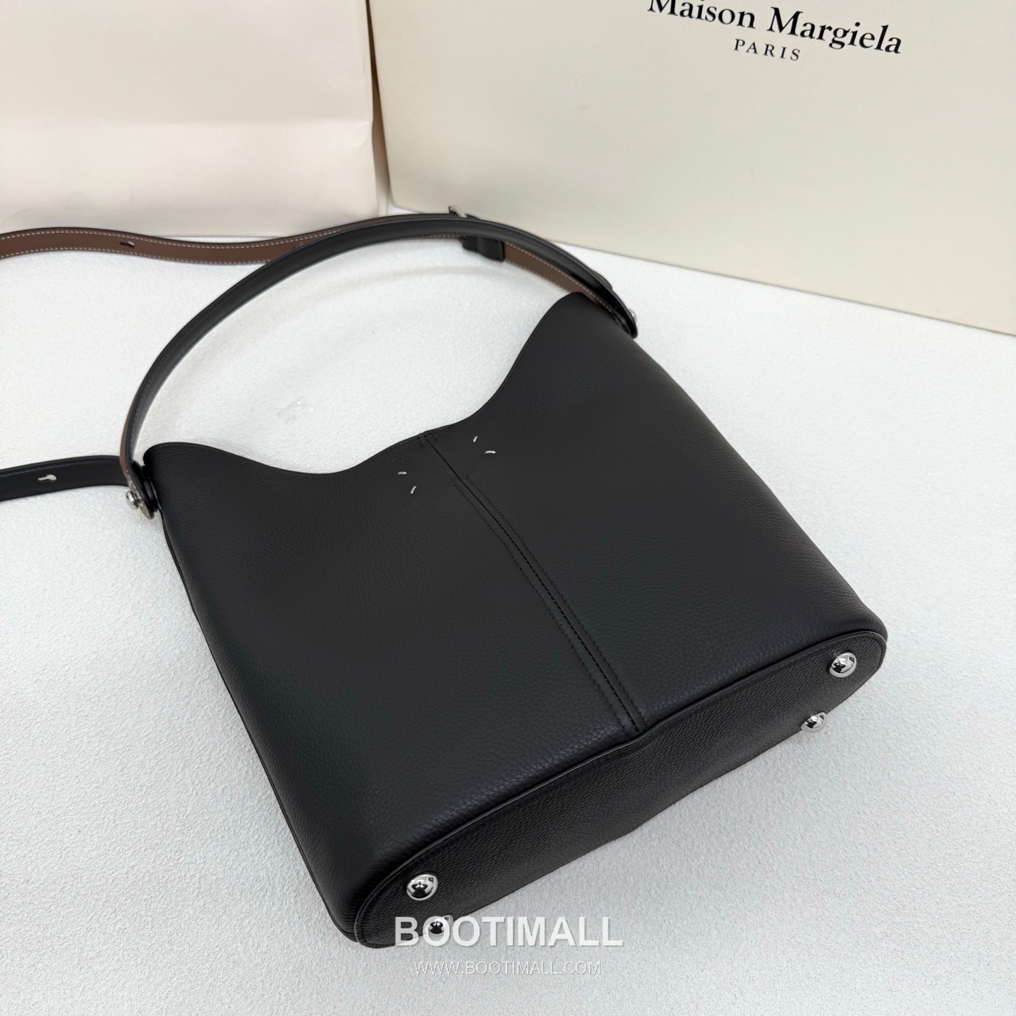 Maison Margiela Dressdge 0096 Grained Cowhide Black Tote Bag 메종 마르지엘라 드레스지 0096 그레인드 소가죽 블랙 토트백 26cm 4