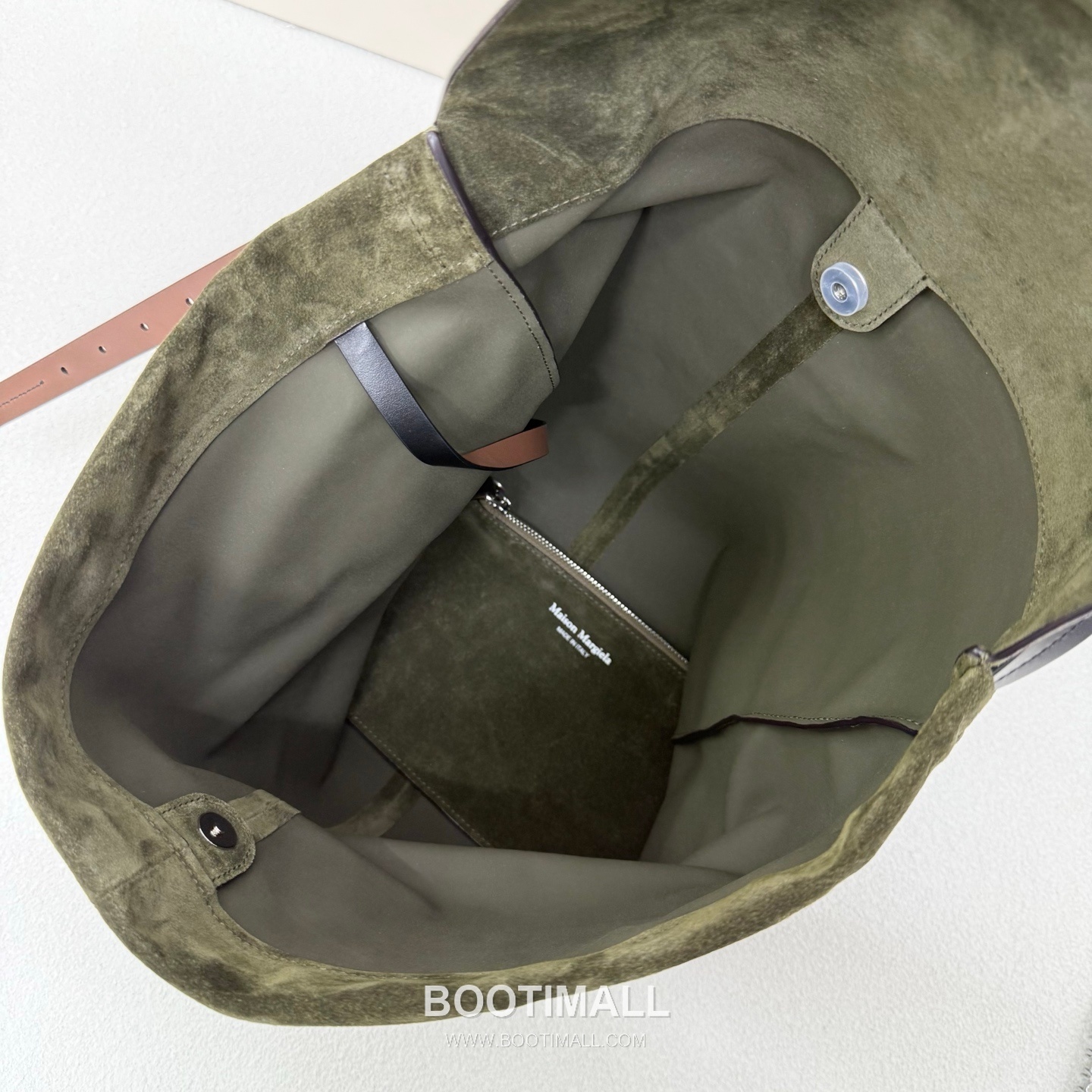 Maison Margiela Belt Bag Suede Leather Green Hobo 메종 마르지엘라 벨트 백 0026 스웨이드 레더 그린 호보백 38cm 9