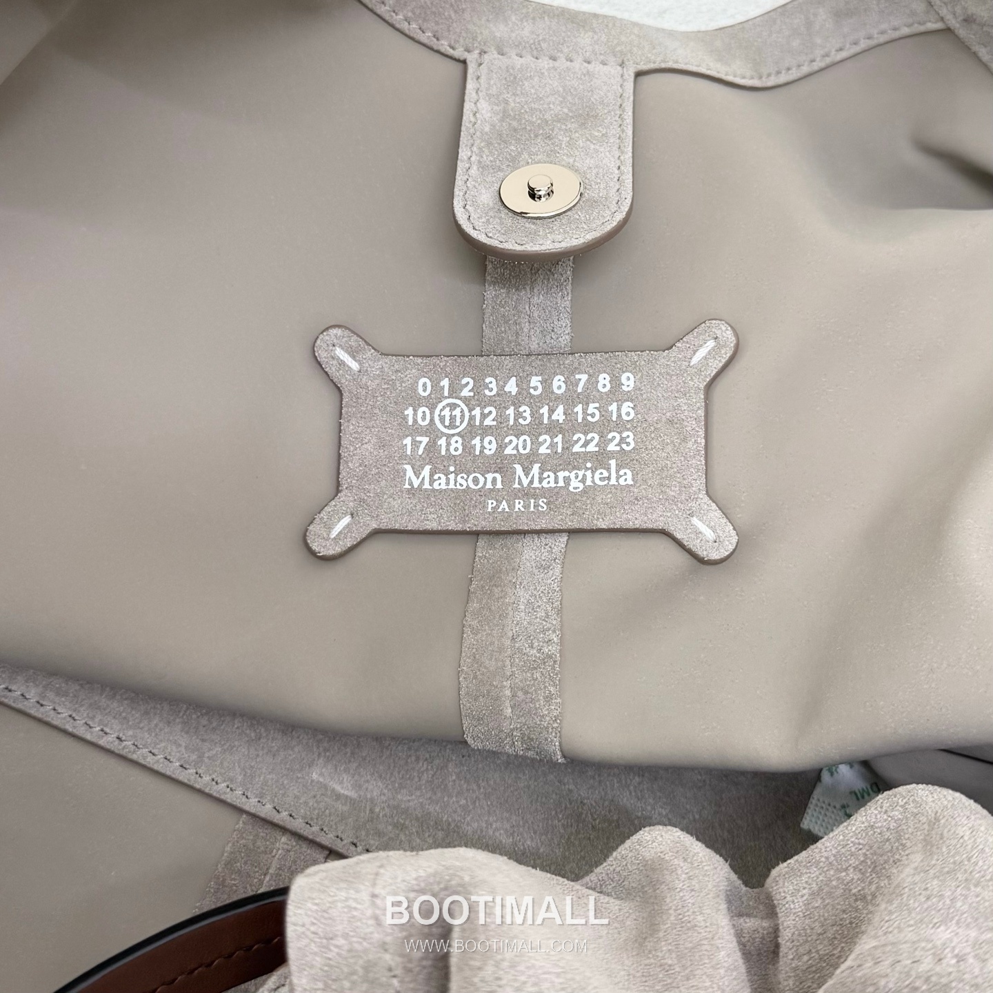 Maison Margiela Oversized Shopping Suede Leather Green Tote Bag 메종 마르지엘라 오버사이즈 쇼핑 스웨이드 레더 그린 토트백 38cm 8