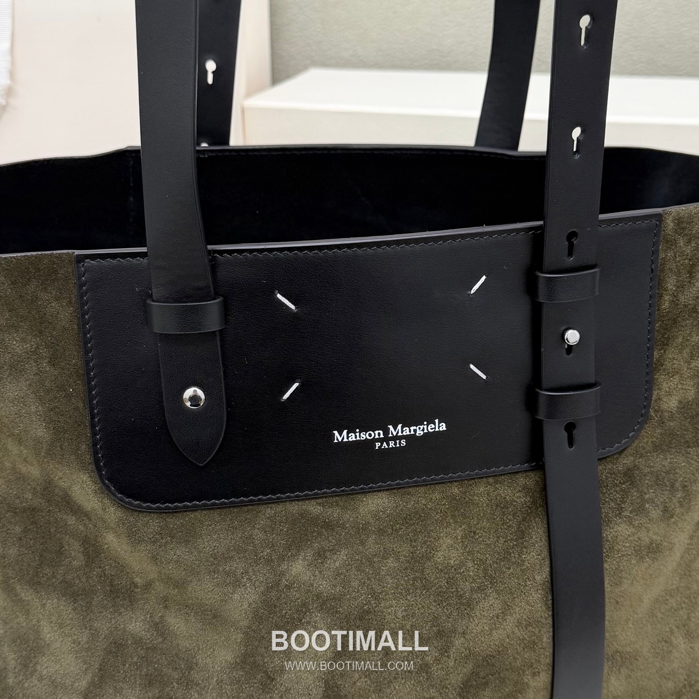 Maison Margiela SS26 Suede Hobo Calfskin Green Bag 메종 마르지엘라 SS26 스웨이드 호보 카프스킨 그린 39cm 5