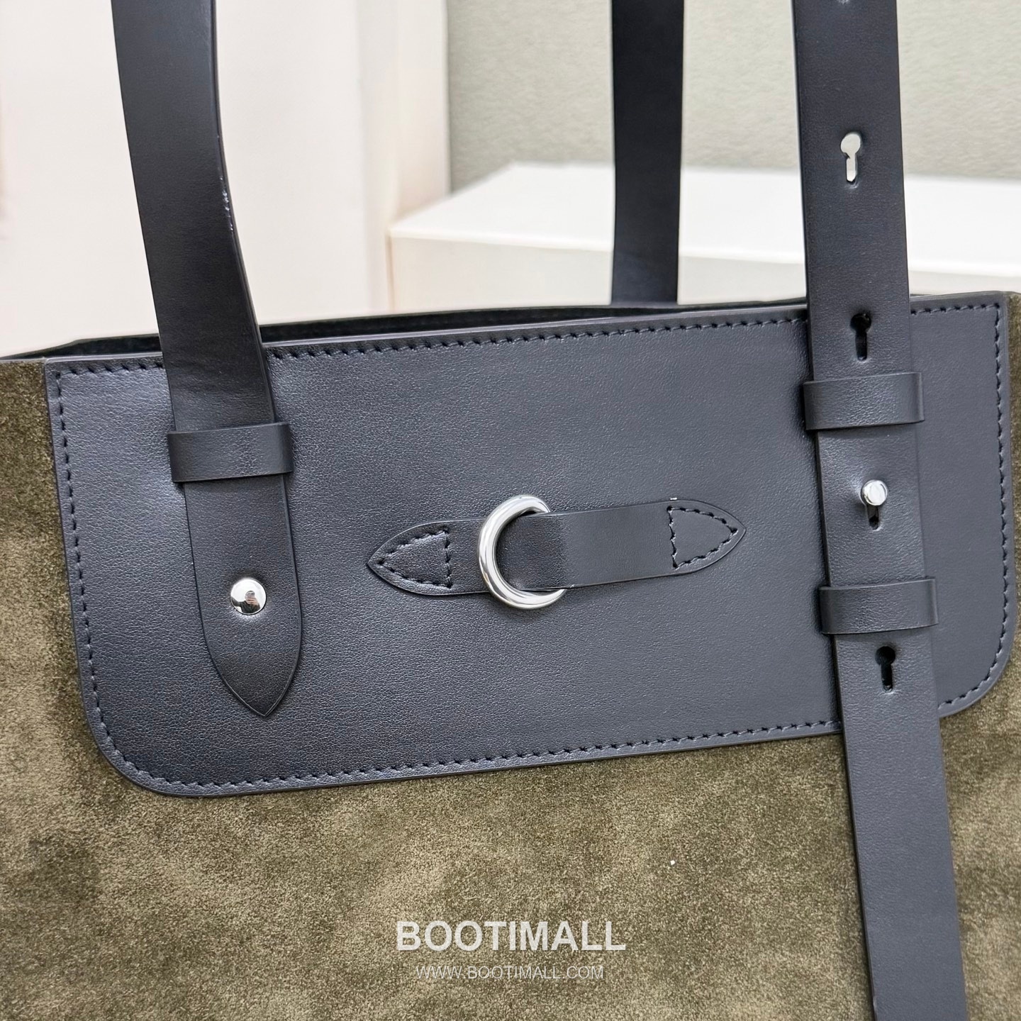 Maison Margiela SS26 Suede Hobo Calfskin Green Bag 메종 마르지엘라 SS26 스웨이드 호보 카프스킨 그린 39cm 7