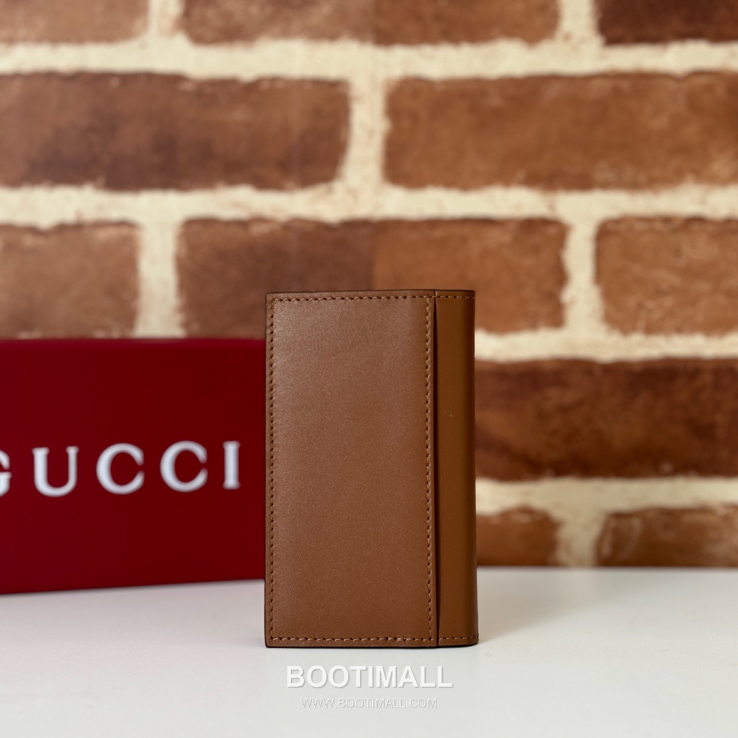 Gucci Leather Bi-Fold Wallet 818953 구찌 레더 반지갑 12cm 2