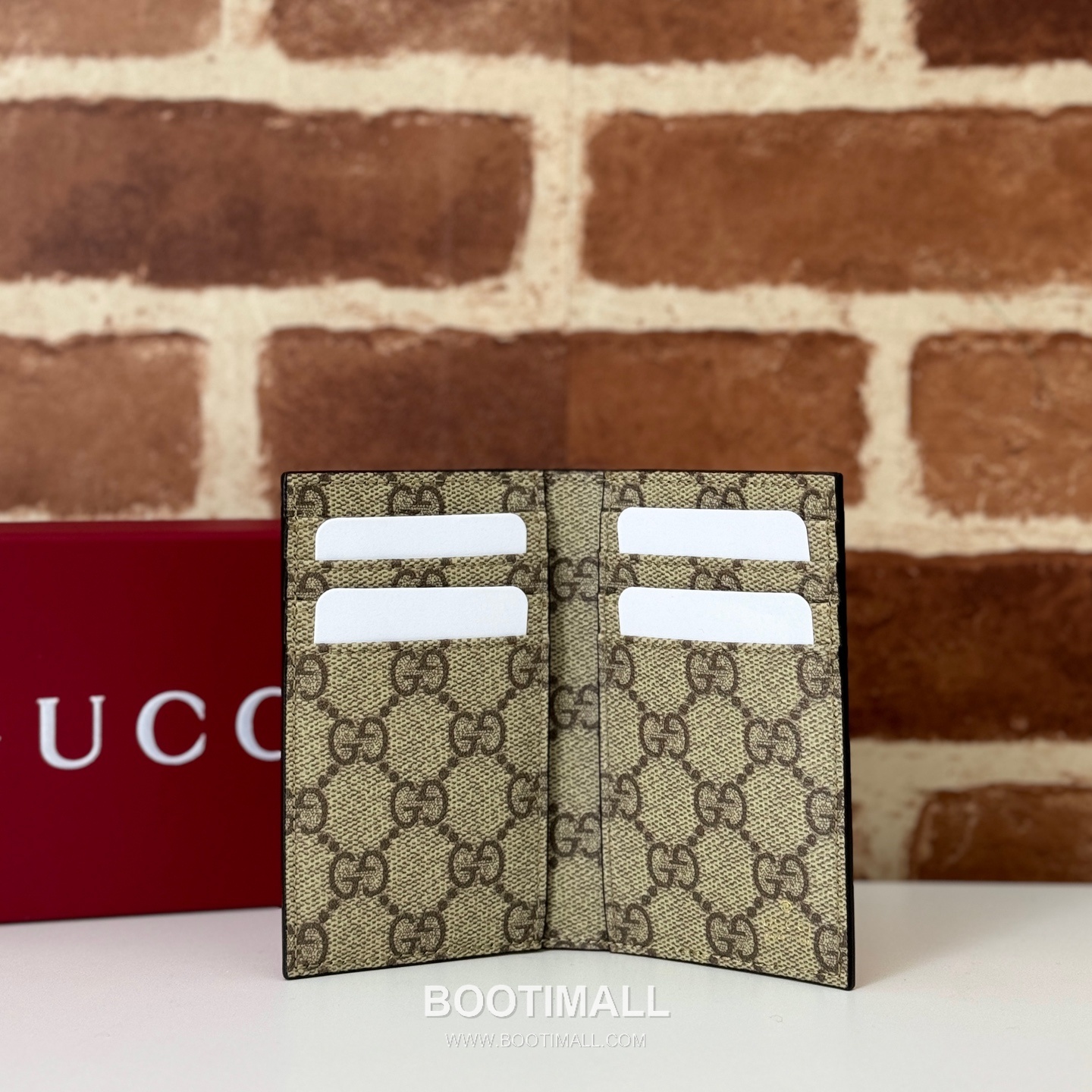 Gucci Leather Bi-Fold Wallet 818953 구찌 레더 반지갑 12cm 4