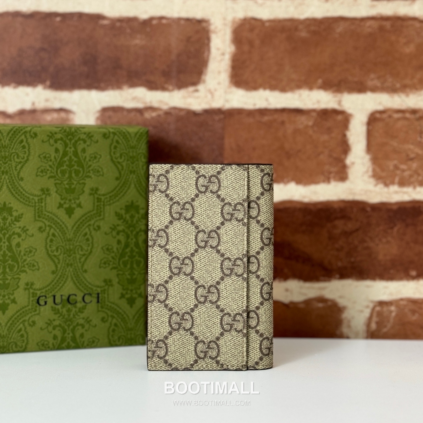 Gucci Leather Bi-Fold Wallet 821209 구찌 레더 반지갑 12cm 2