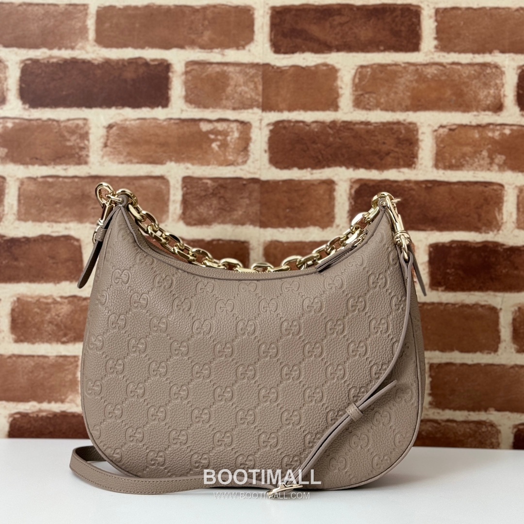 Gucci Embossed Leather Shoulder Bag 820453 구찌 엠보싱 레더 숄더백 32cm 3