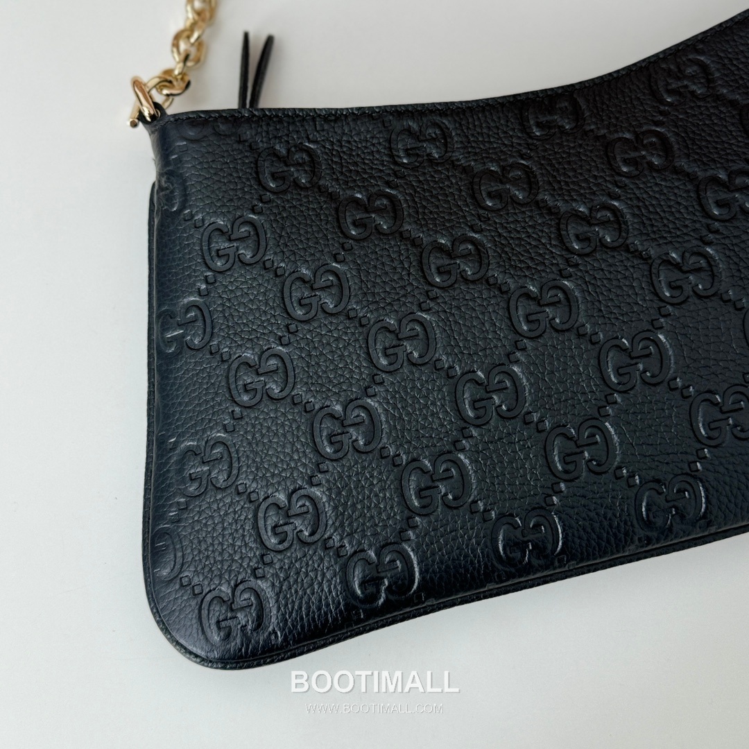 Gucci Embossed Leather Slim Shoulder Bag 815277 구찌 엠보싱 레더 슬림 숄더백 29.5cm 5