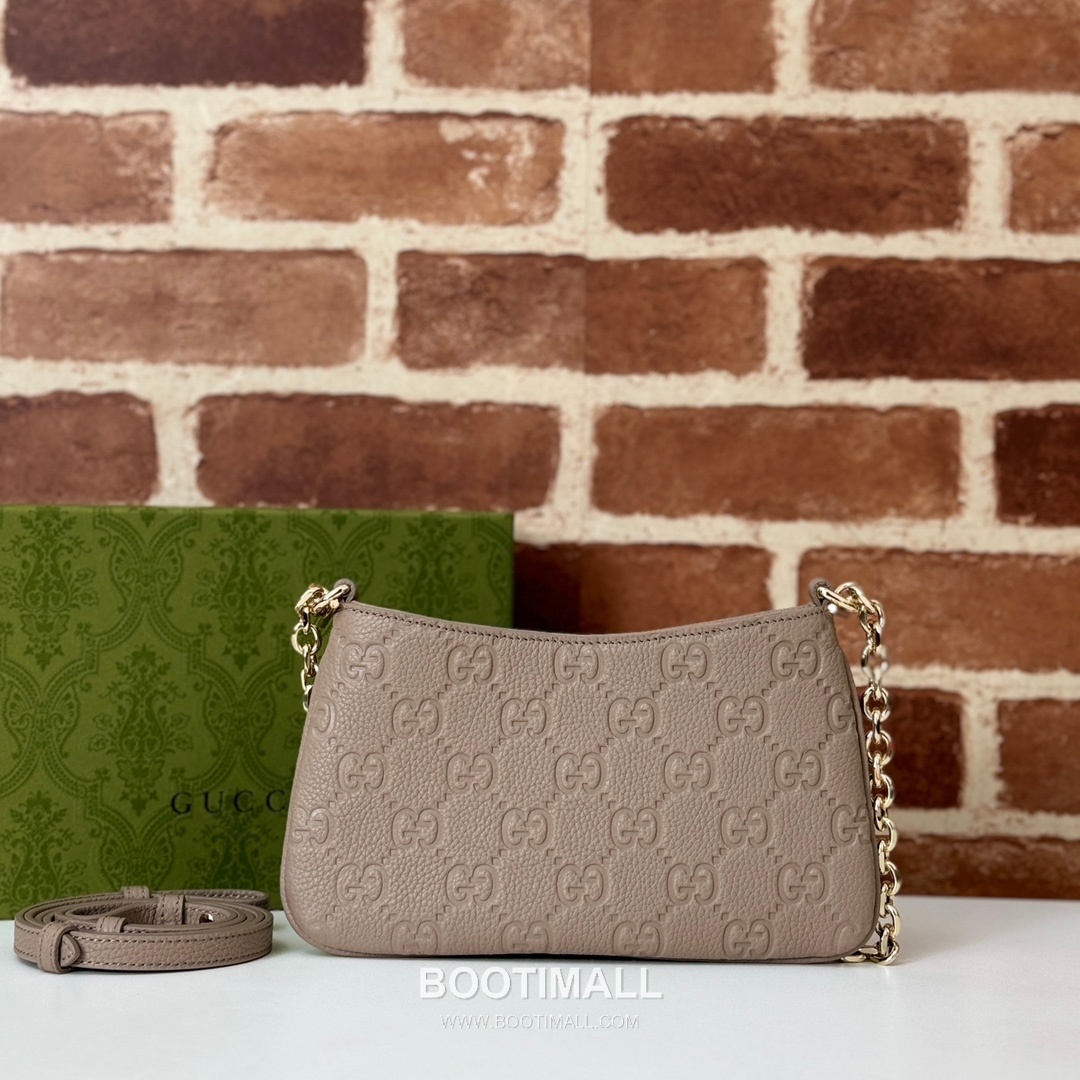 Gucci Pink Grain Leather Clutch Bag 815278 구찌 핑크 그레인 레더 클러치백 20cm 1